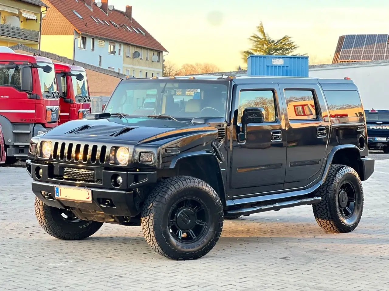 HUMMER H2