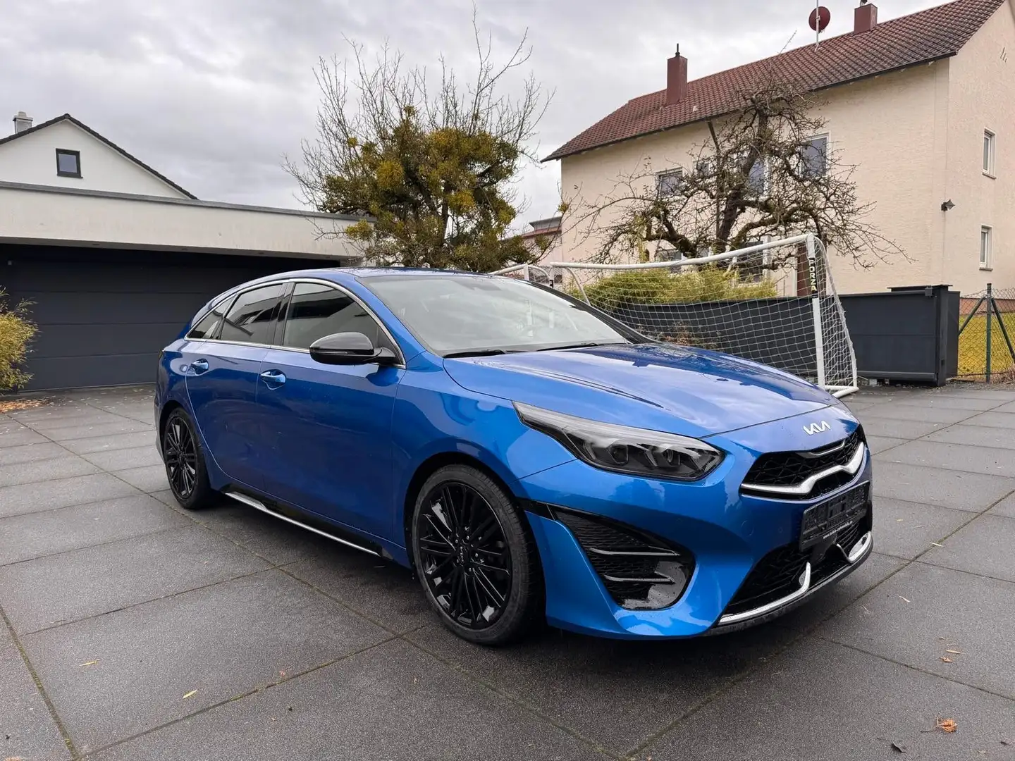 Kia ProCeed / pro_cee'd ProCeed GT-LINE*ACC/VC/DAB/NAVI/CAM/JBL* Bleu - 2