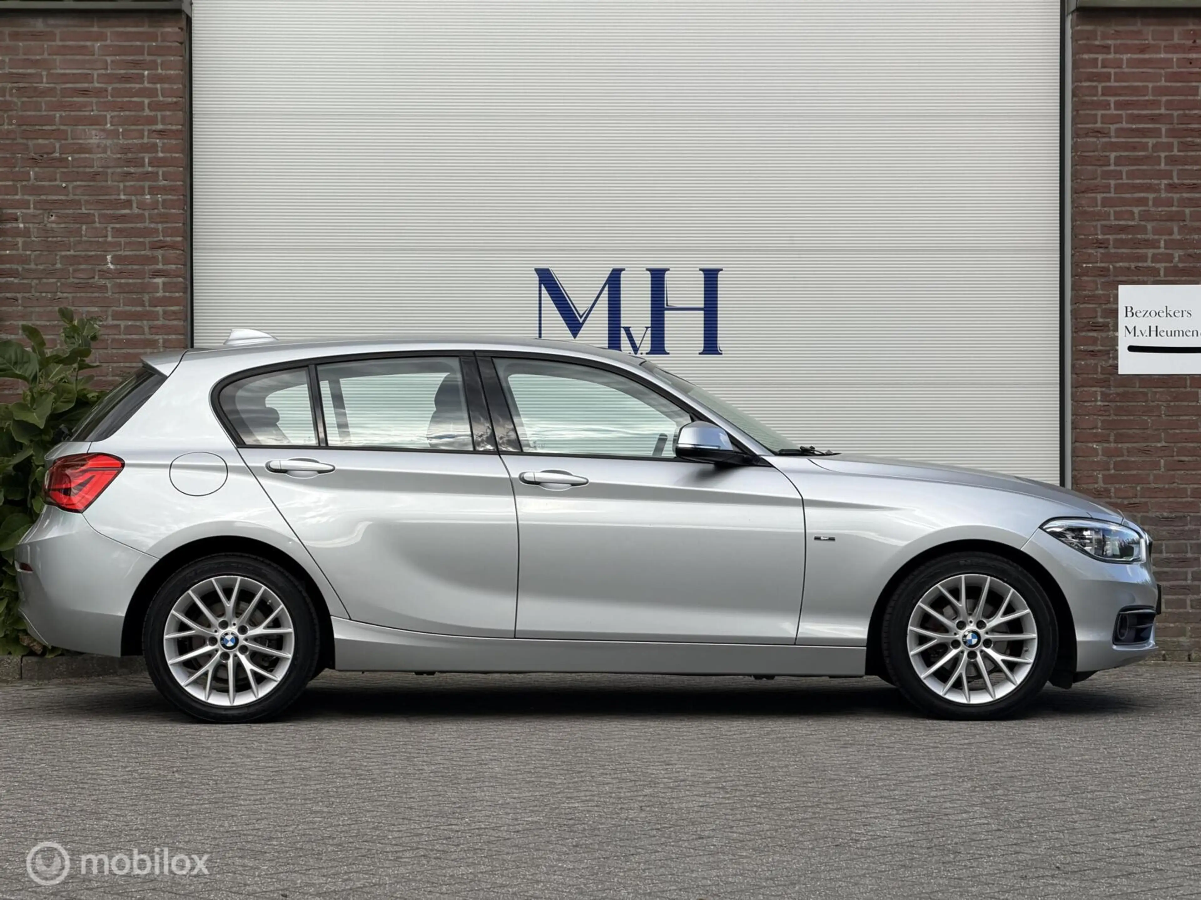 BMW 118 1-serie 118i LCi Sport LED Sportstoelen Climate OR — photo 8
