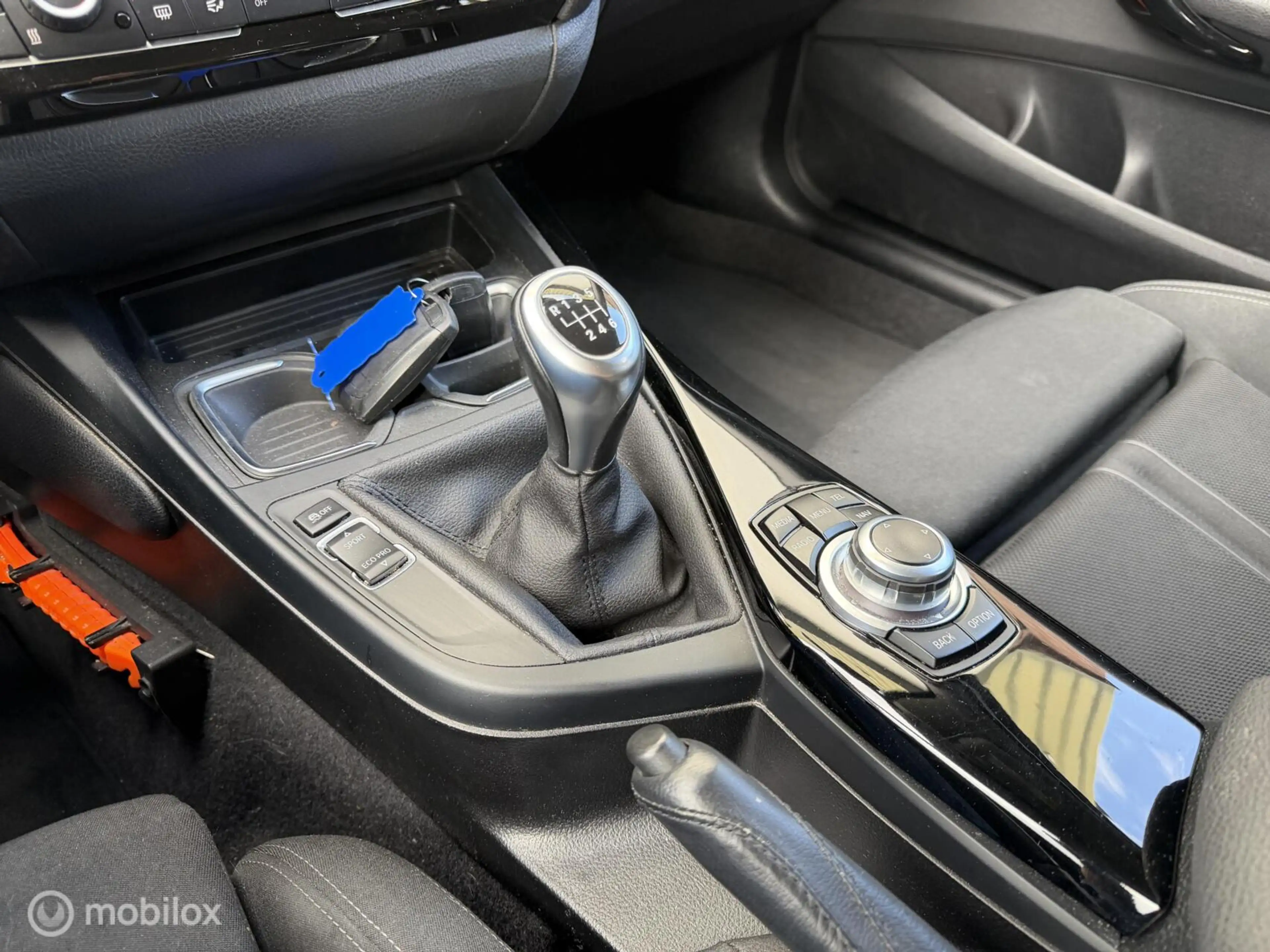 BMW 118 1-serie 118i LCi Sport LED Sportstoelen Climate OR — photo 17