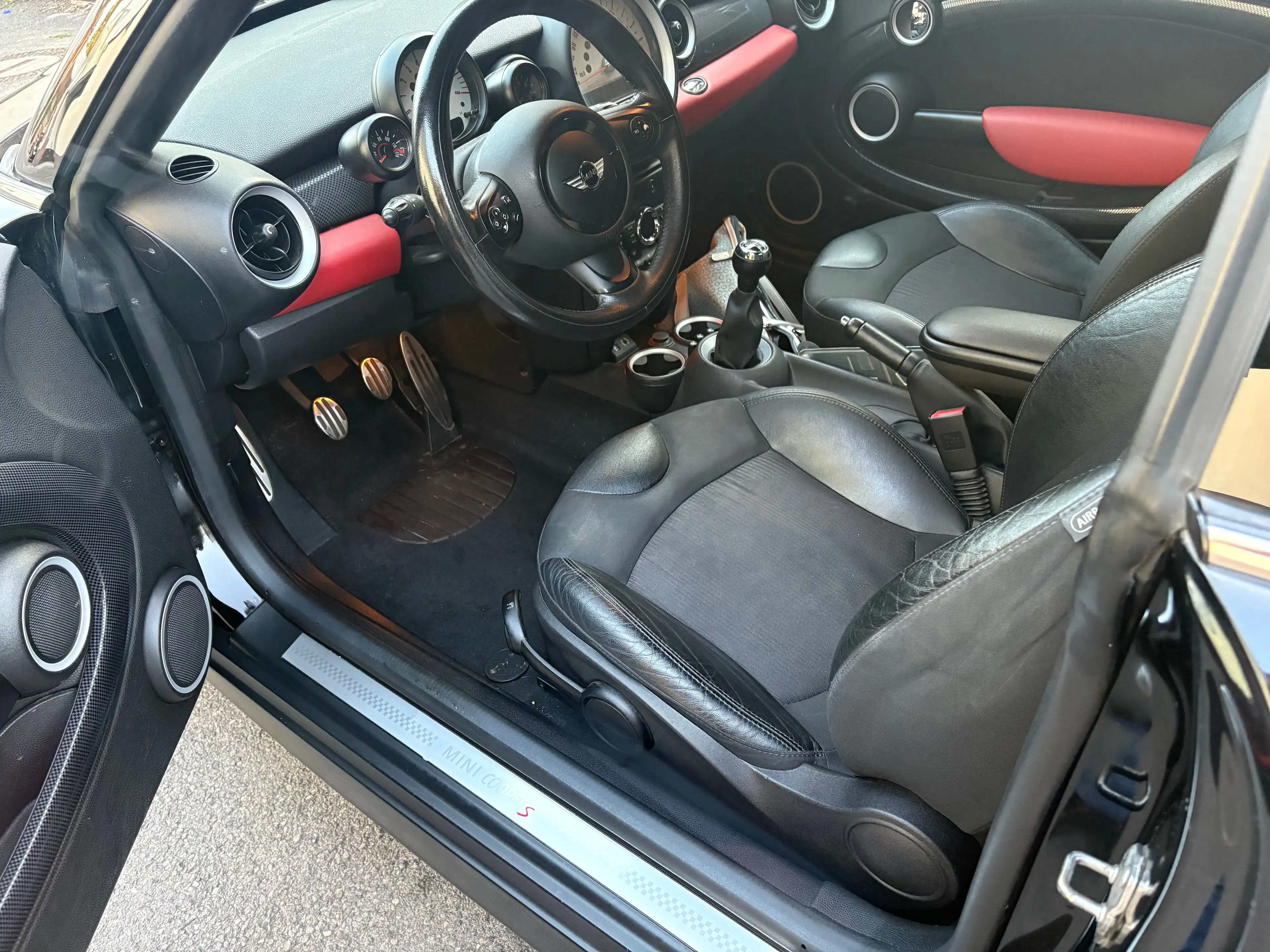 MINI Cooper S Coupe SPORTTSI-SH-KlIMAAUT-CARBON-SONDERPOLSTER-17 ZOLL — photo 11