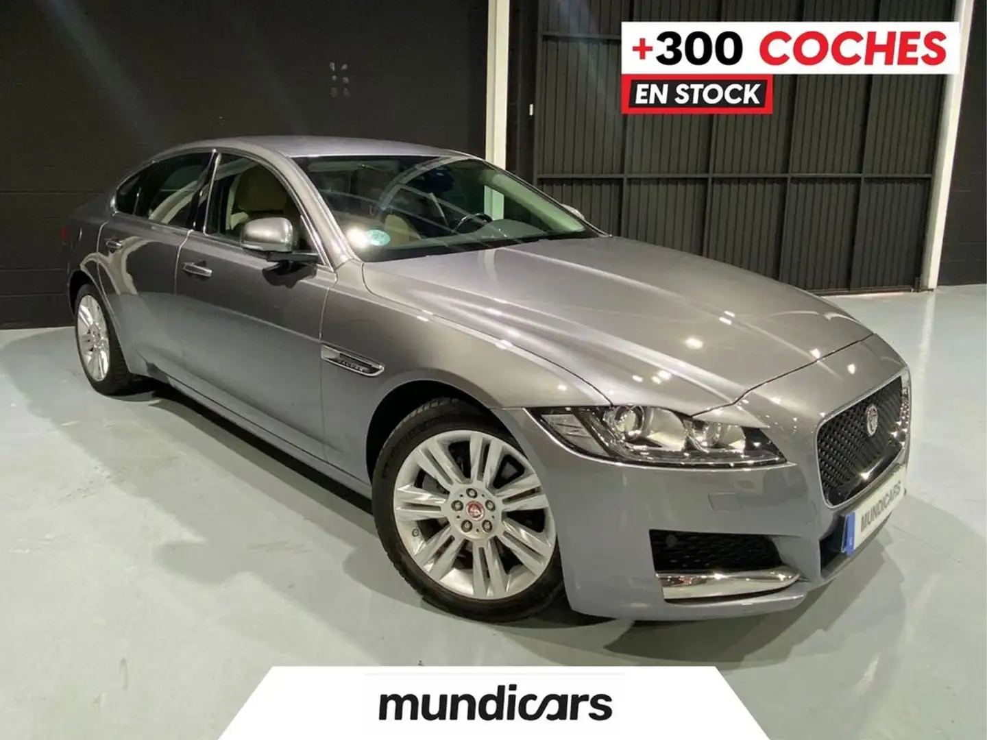 Jaguar XF 2.0D I4 132kW (180CV) Prestige Auto Gris - 1