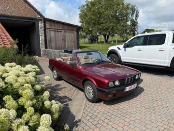 318i