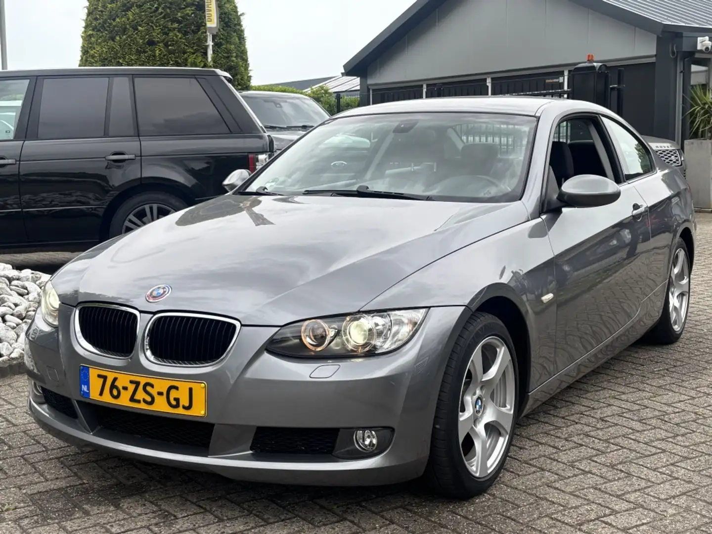 BMW 320 3-serie 320i Coupé Automaat Xenon 2008 Youngtimer Gris - 1