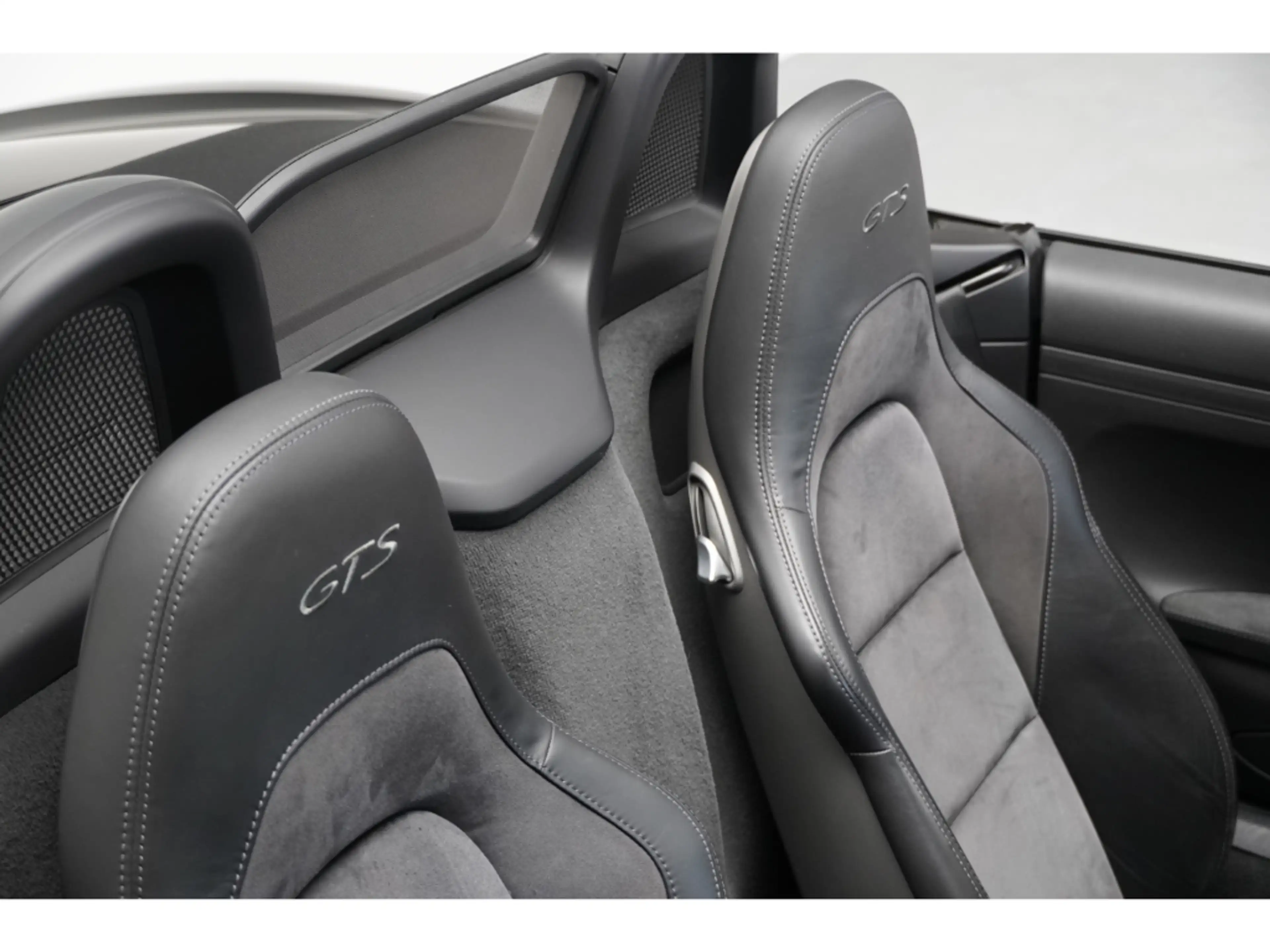 Porsche Boxster GTS Chrono Approved Alcantara PDK SAGA — photo 10