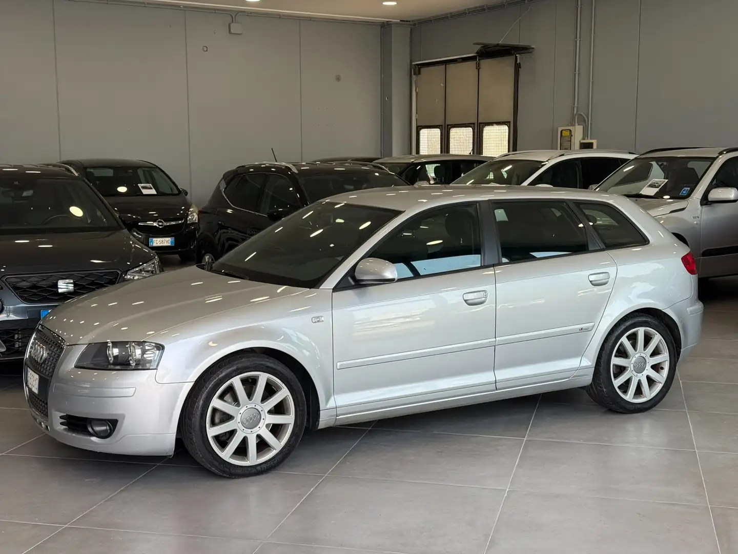 Audi A3 2.0 TDI F.AP. quattro Ambition Argento - 1