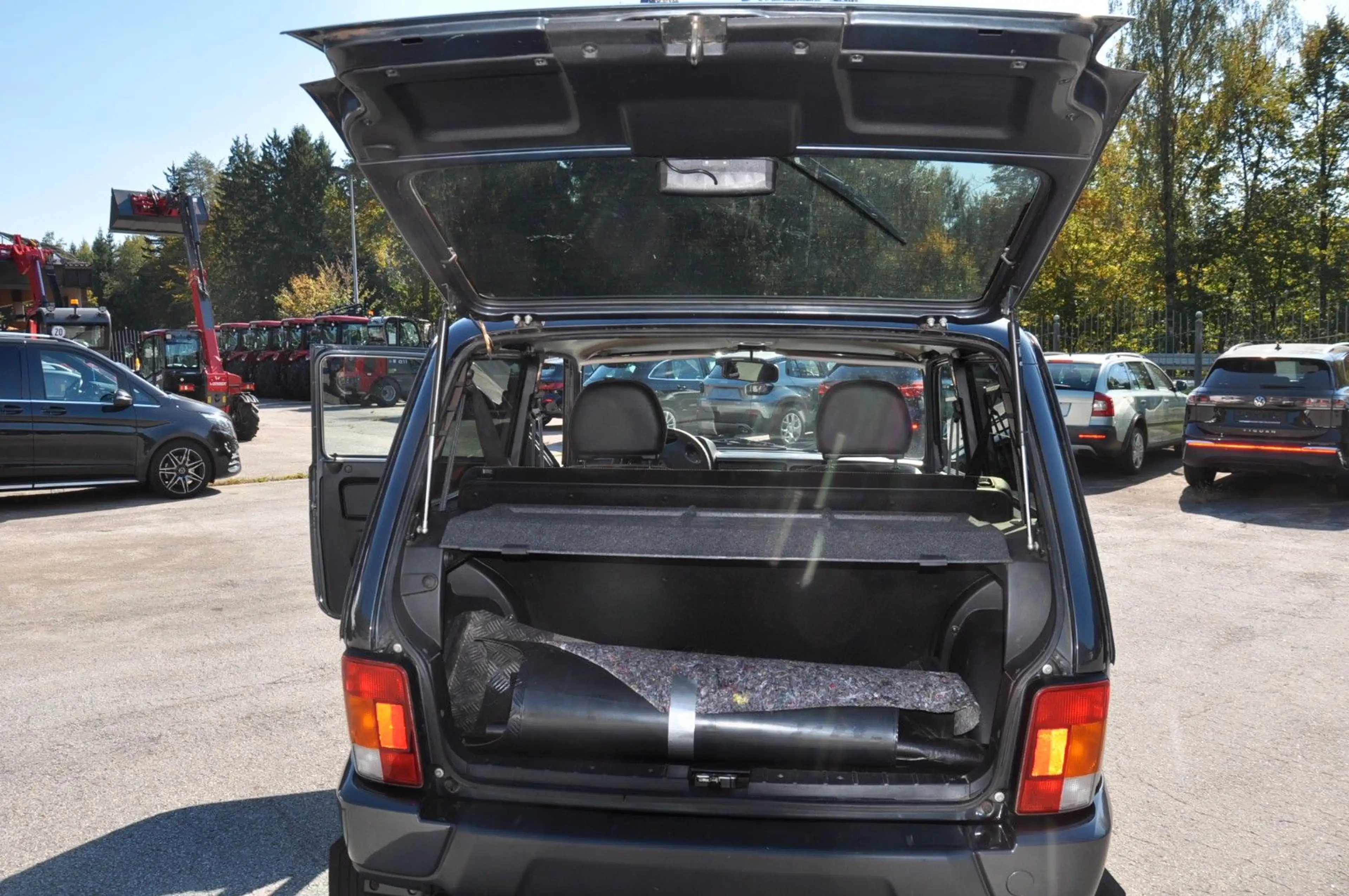 Lada Taiga 1.7 Urban 4x4 |AHK| — photo 12