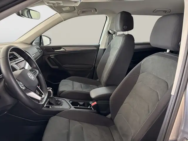 Volkswagen Tiguan Allspace view 10