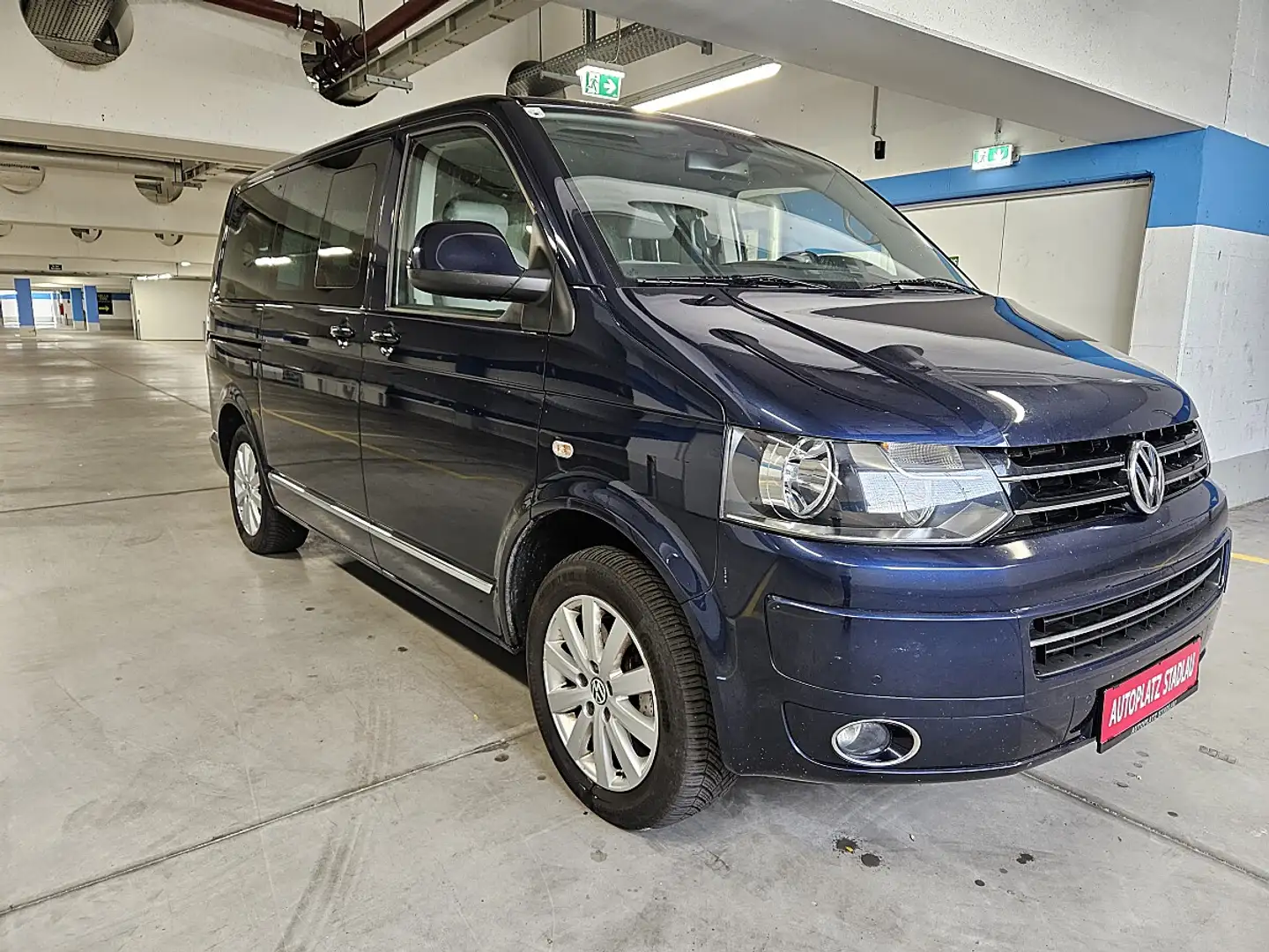 Volkswagen T5 Multivan T5 2.0 TDI Multivan Highline 4Motion Blau - 2