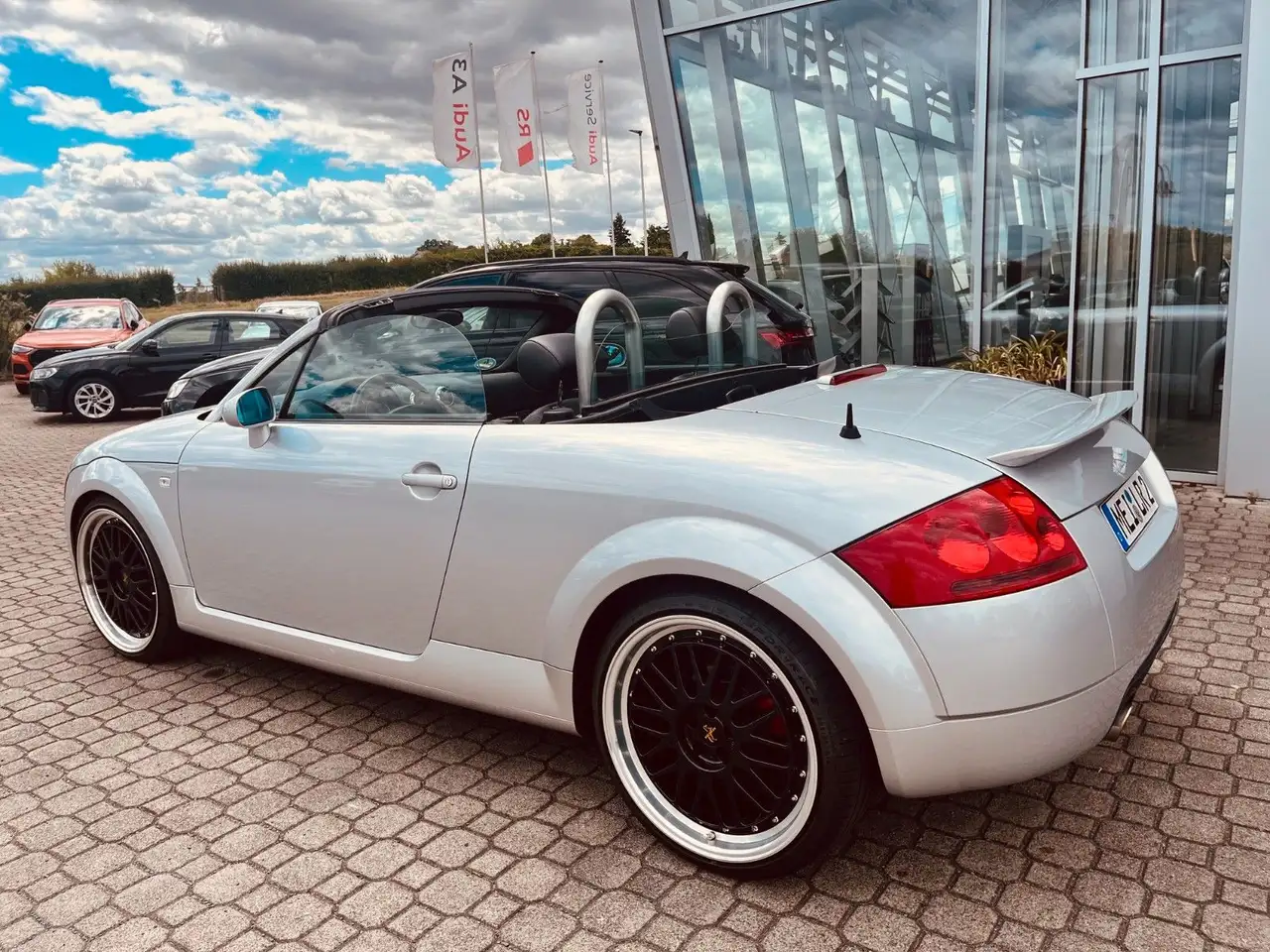 Audi TT Roadster 1.8T quattro 165 kW, foto 3