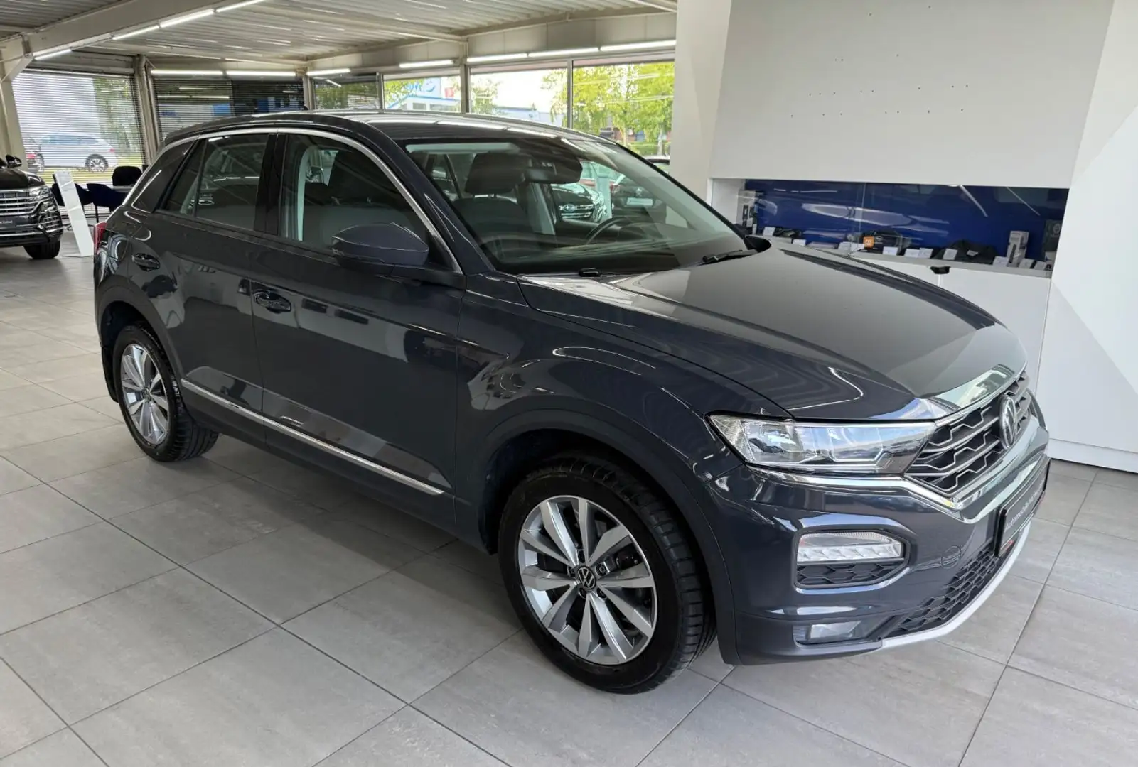 Volkswagen T-Roc *Style*Navi*Sitzh*App Con*DAB* Grau - 1