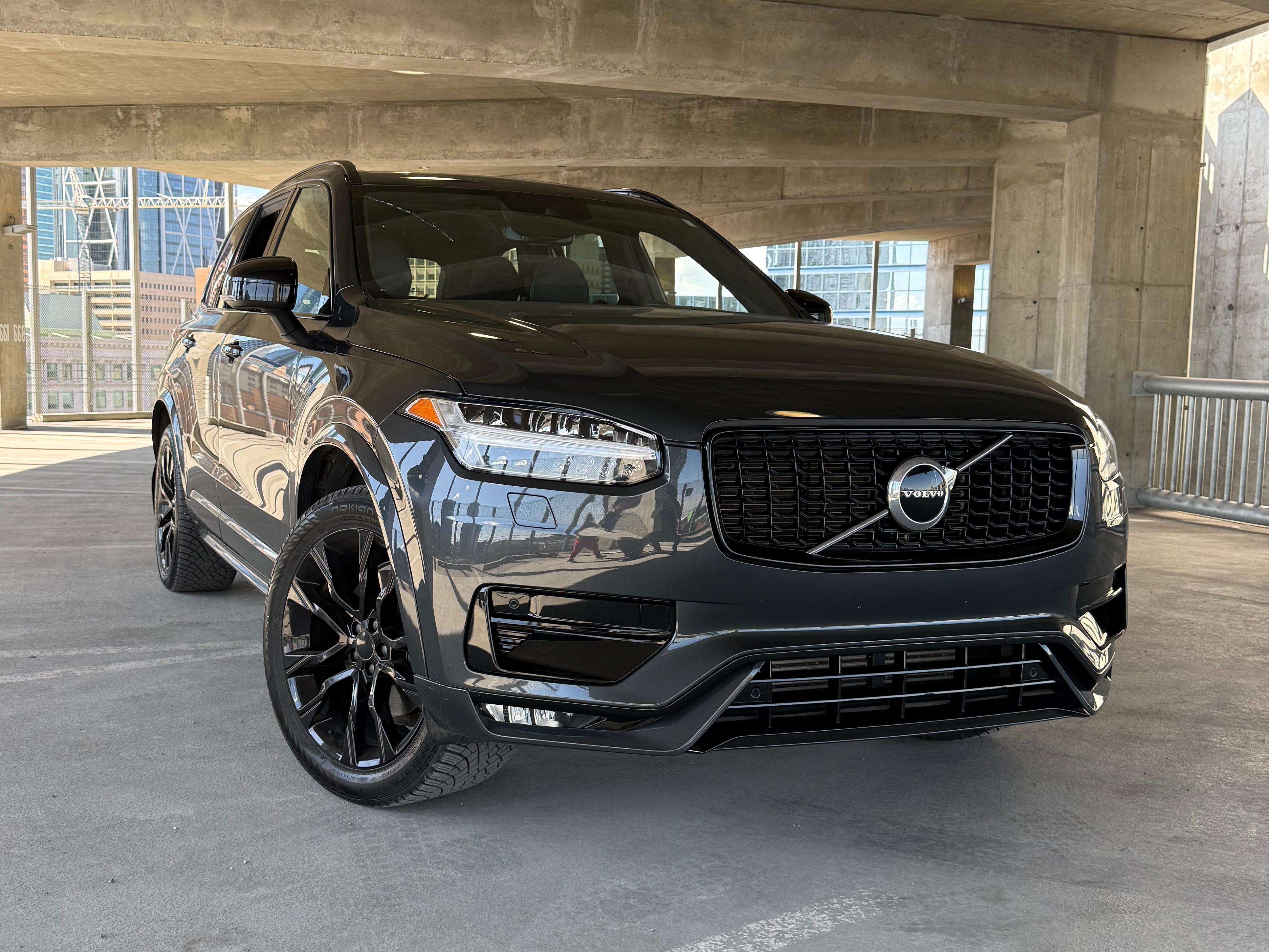 2021 Volvo XC90 R-Design alt 5