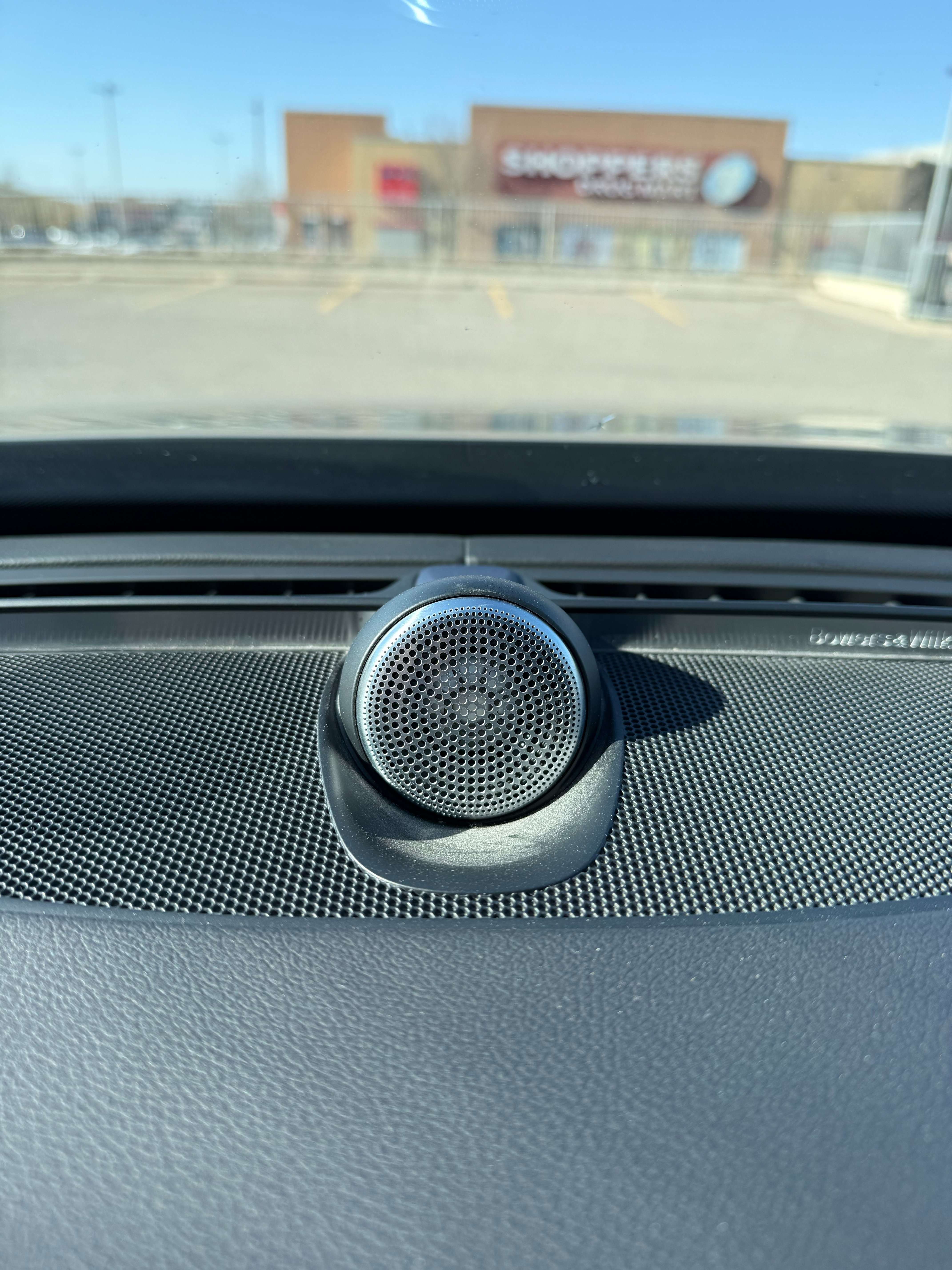 2021 Volvo XC90 R-Design thumb 23
