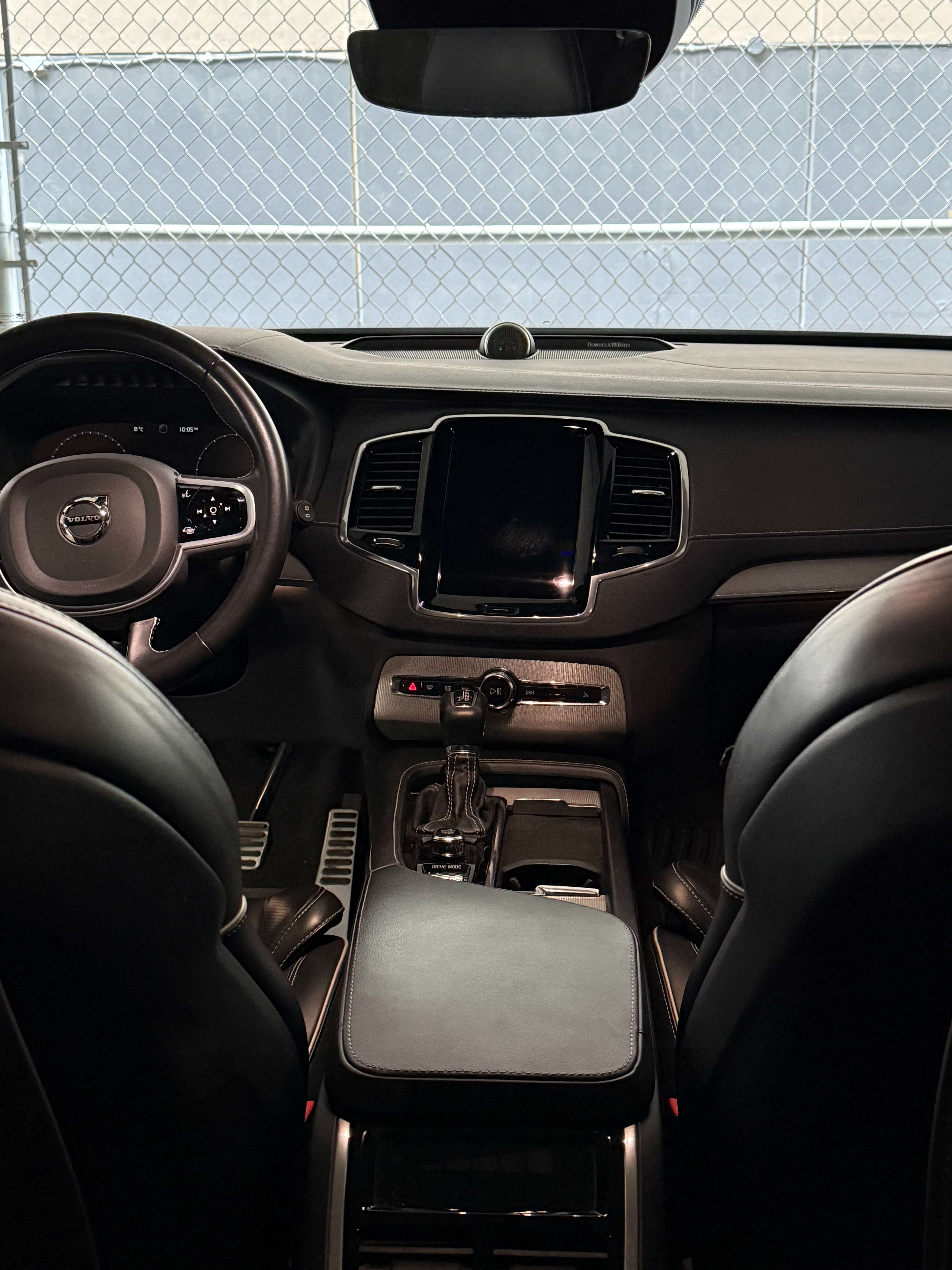 2021 Volvo XC90 R-Design thumb 21