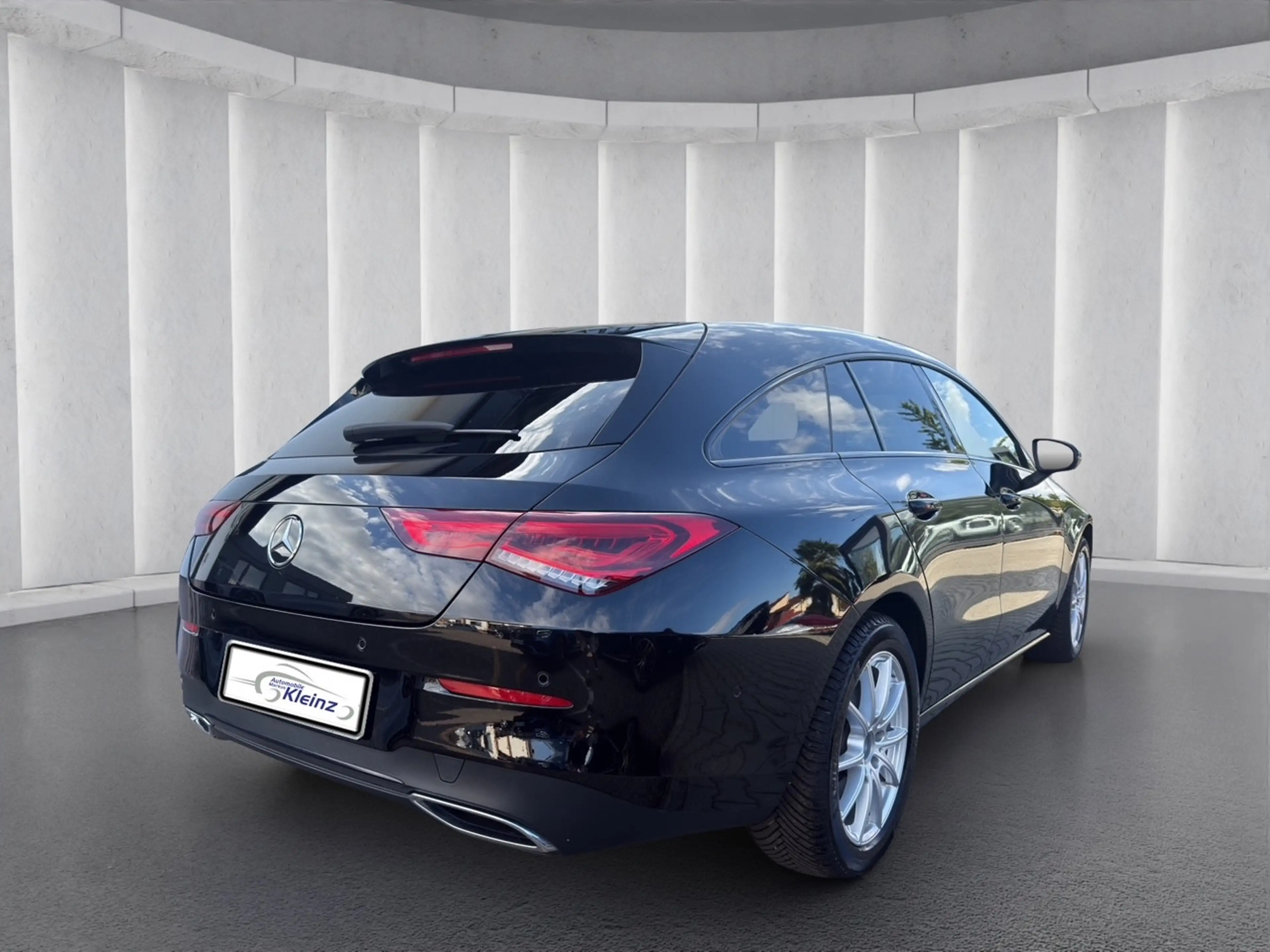 Mercedes-Benz CLA 180 CARPLAY+R-KAMERA+TOTWINKEL+TEMPOMAT+LED — photo 3