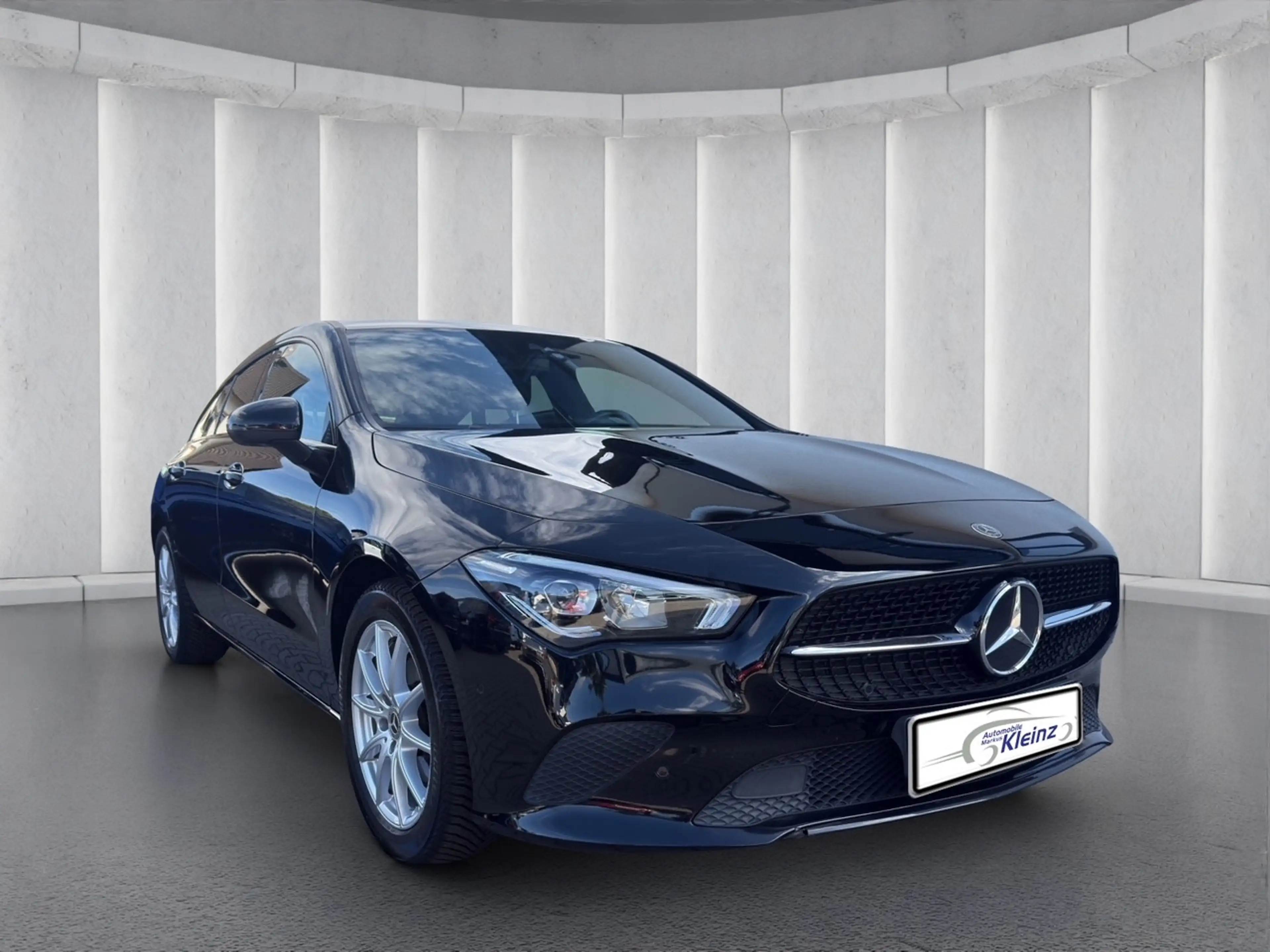 Mercedes-Benz CLA 180 CARPLAY+R-KAMERA+TOTWINKEL+TEMPOMAT+LED — photo 4