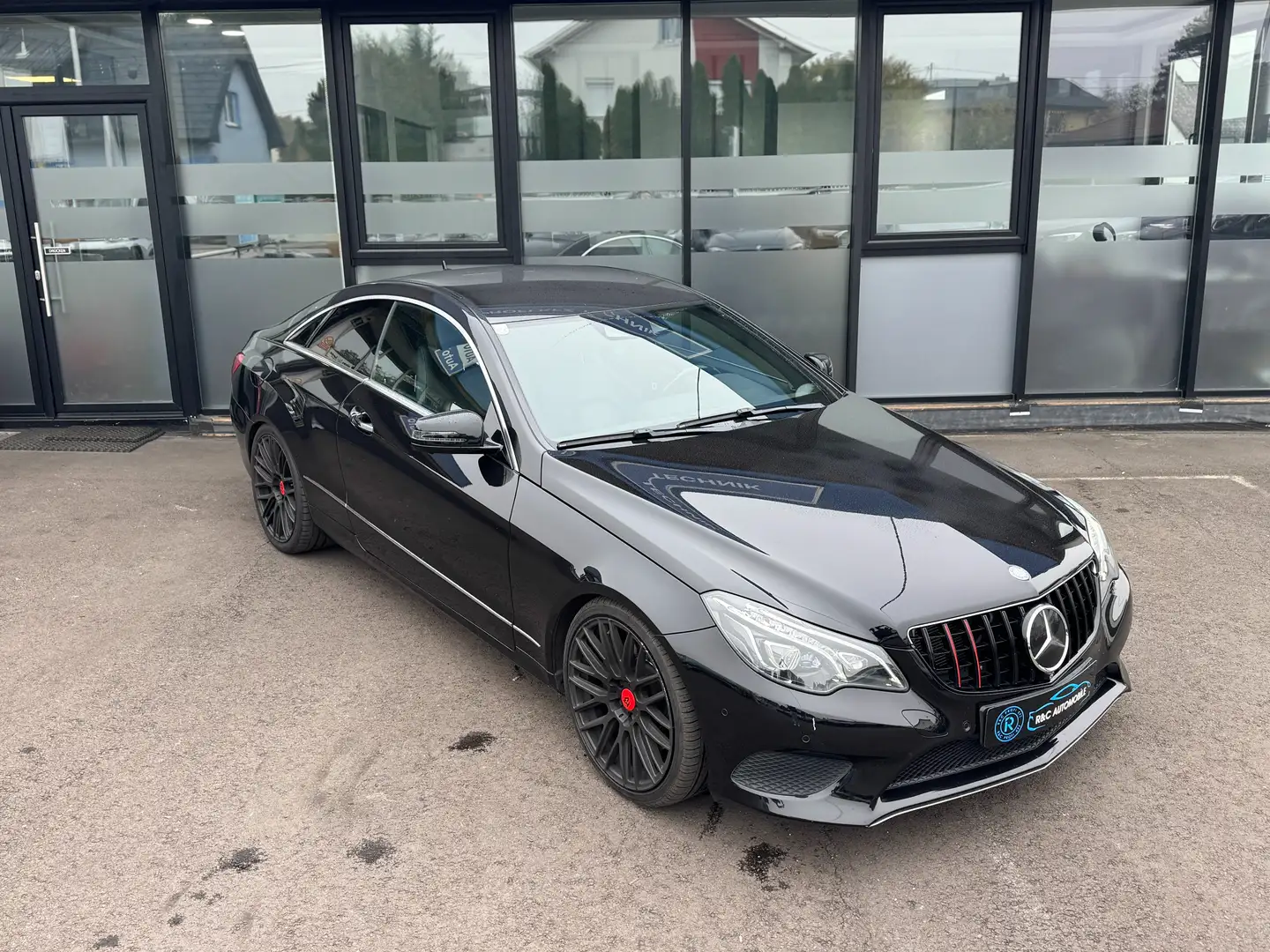 Mercedes-Benz E 400 E 400 /TWA/HK/ACC/360 Schwarz - 2