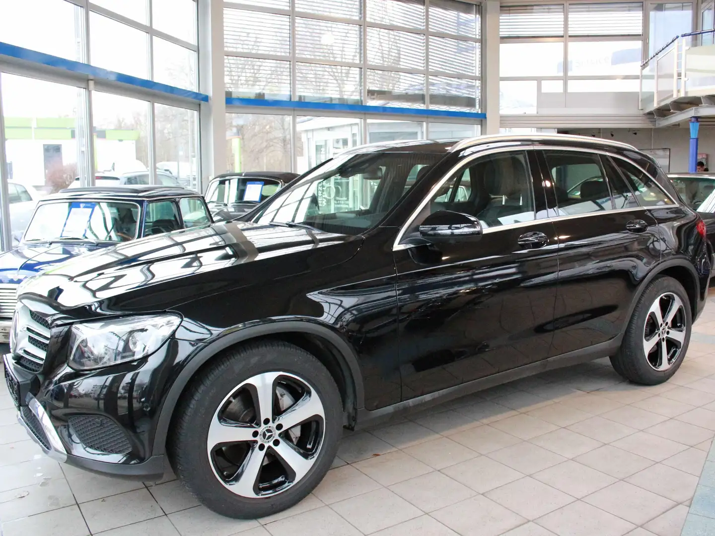 Mercedes-Benz GLC 250 GLC 250 CGI 4Matic PGSD , Teilleder , 9 Gang Schwarz - 1