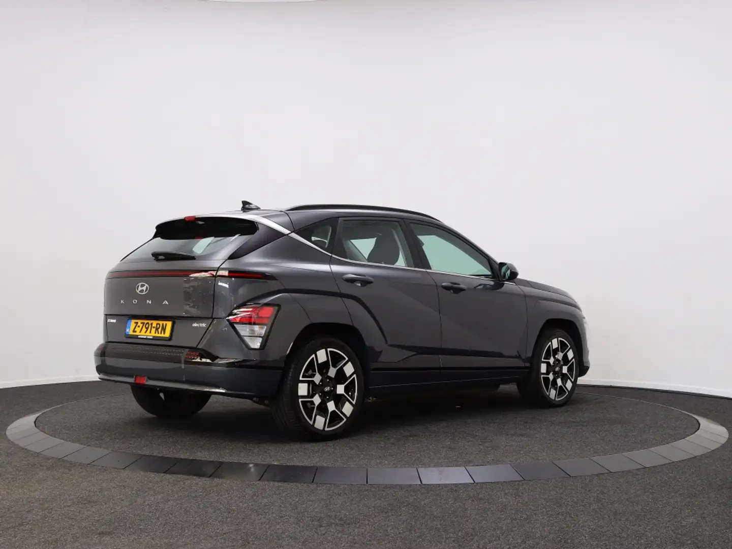 Hyundai KONA Electric Comfort 65.4 kWh | Demo | Grijs - 2