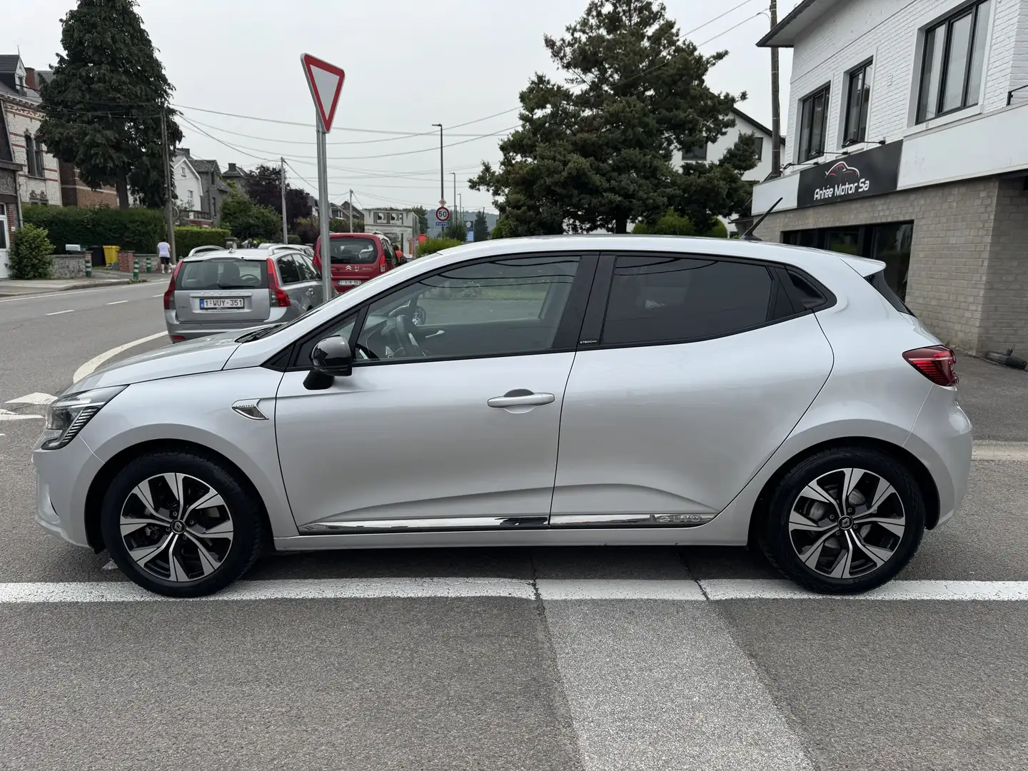 Renault Clio E-Tech /Hybride Limited/Pack Navi/Garantie.. Gris - 2