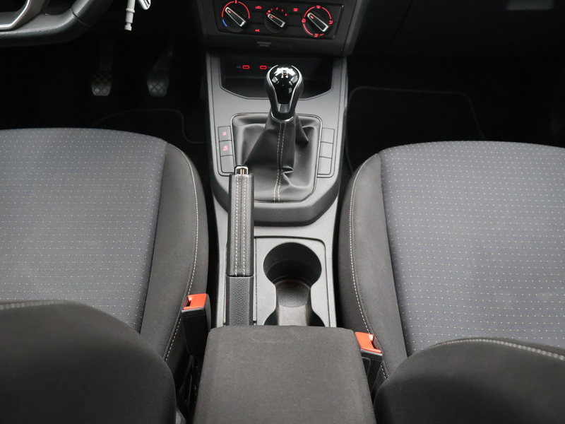 SEAT Ibiza New Ibiza Move! 1.0TSI 95PK *CRUISE CONTROL*PDC ACHTER*DAB RADIO*APP-CONNECT*...* — photo 13