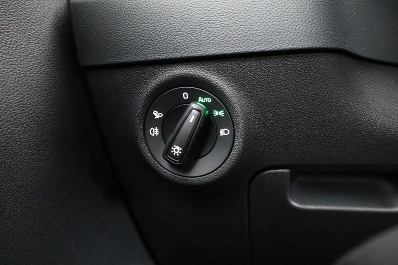Skoda Karoq Sportline 4x4 2.0 TSI DSG Sportline, Pano, AHK,... — photo 8