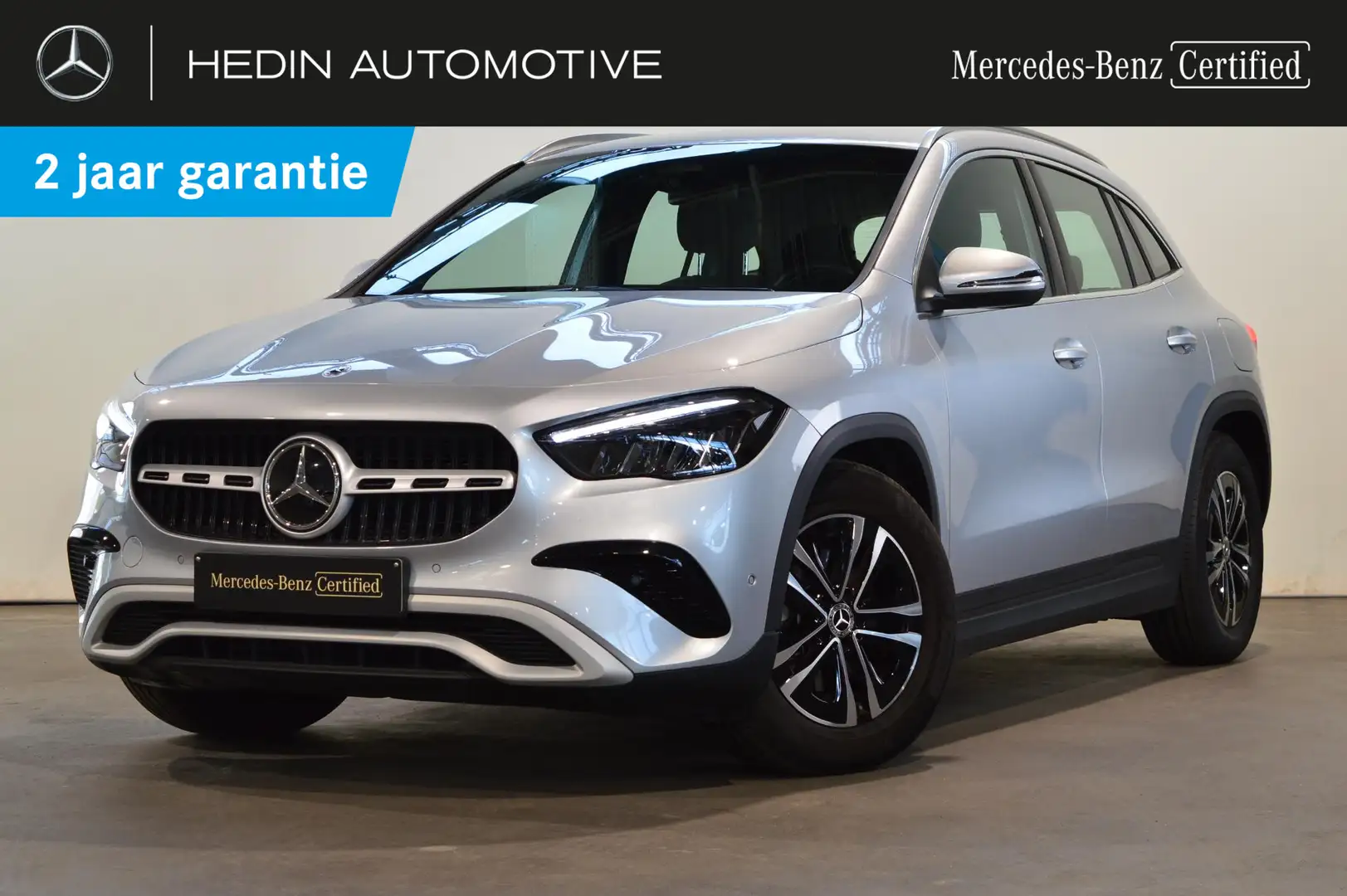 Mercedes-Benz GLA 180 ESSENTIAL LINE GLA 180 Essential Line | Verwarmde Silber - 1