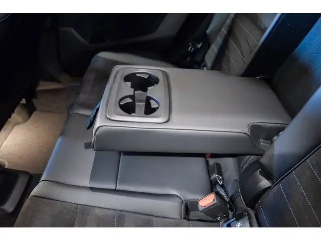 BMW X2 view 19