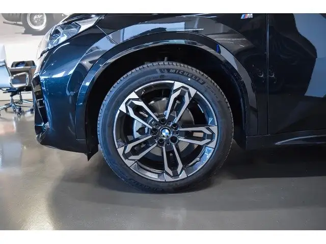 BMW X2 view 21