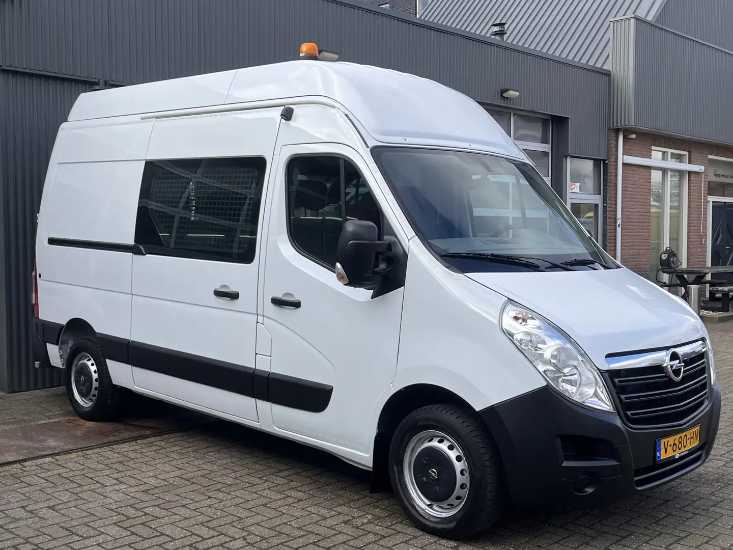 Opel Movano 2.3 CDTI BiTurbo L2H3 170pk Airco Cruise controle Wit - 1