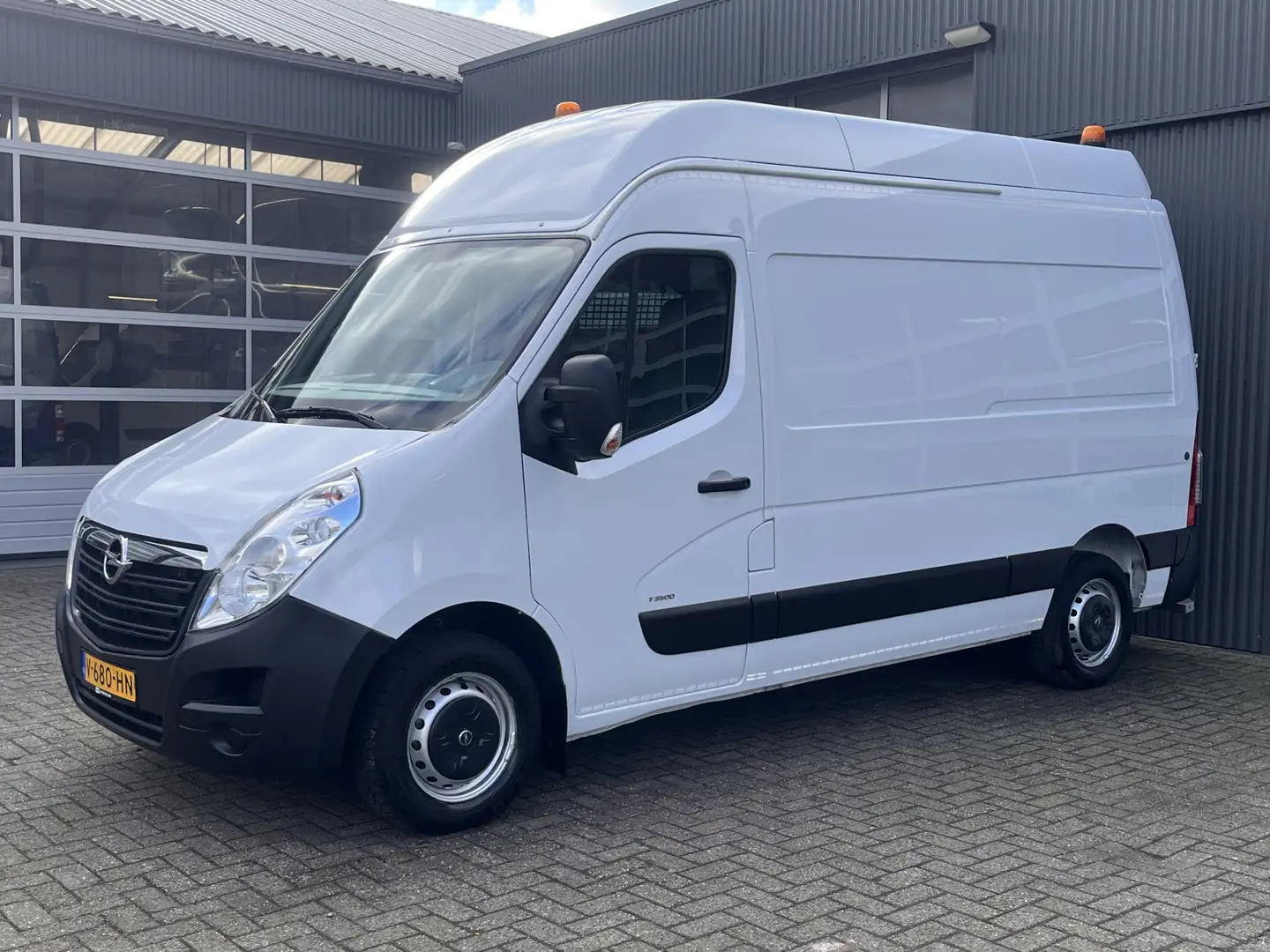 Opel Movano 2.3 CDTI BiTurbo L2H3 170pk Airco Cruise controle Wit - 2