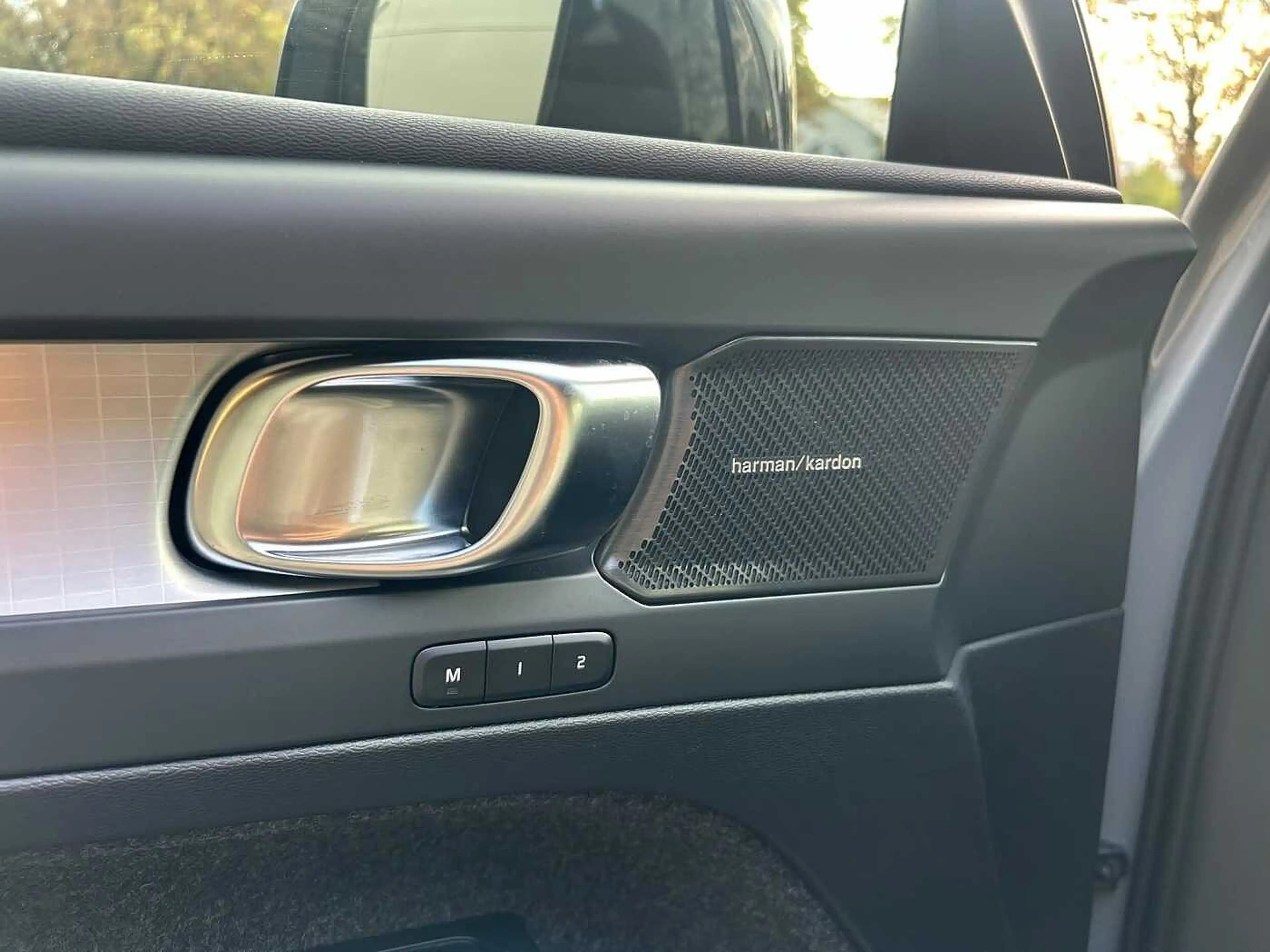 Volvo XC40 Plus, B3 ' NIET INGESCHREVEN ' — photo 8