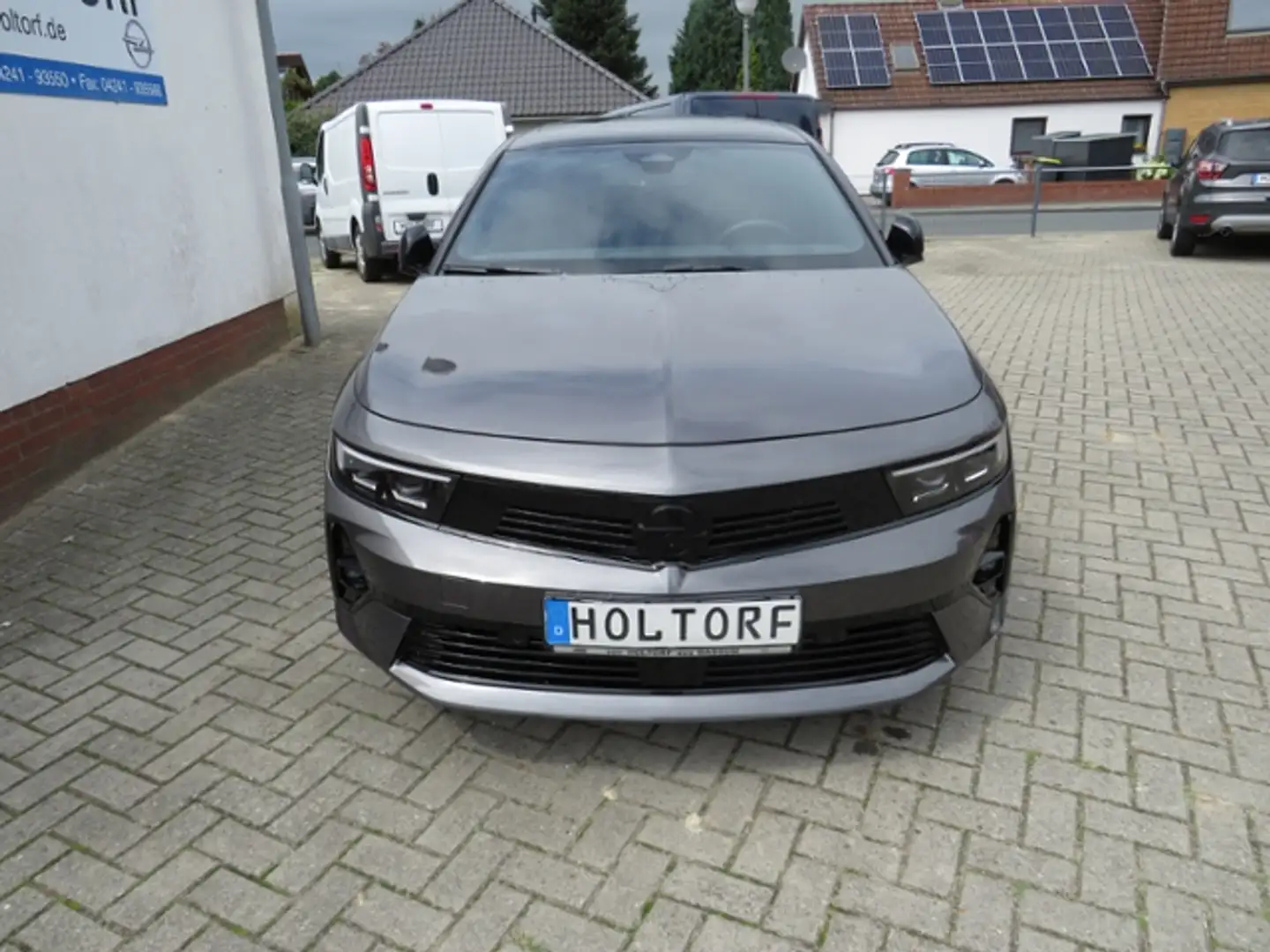 Opel Astra L Lim. Ultimate PHEV AHK LED NAVI Grijs - 2