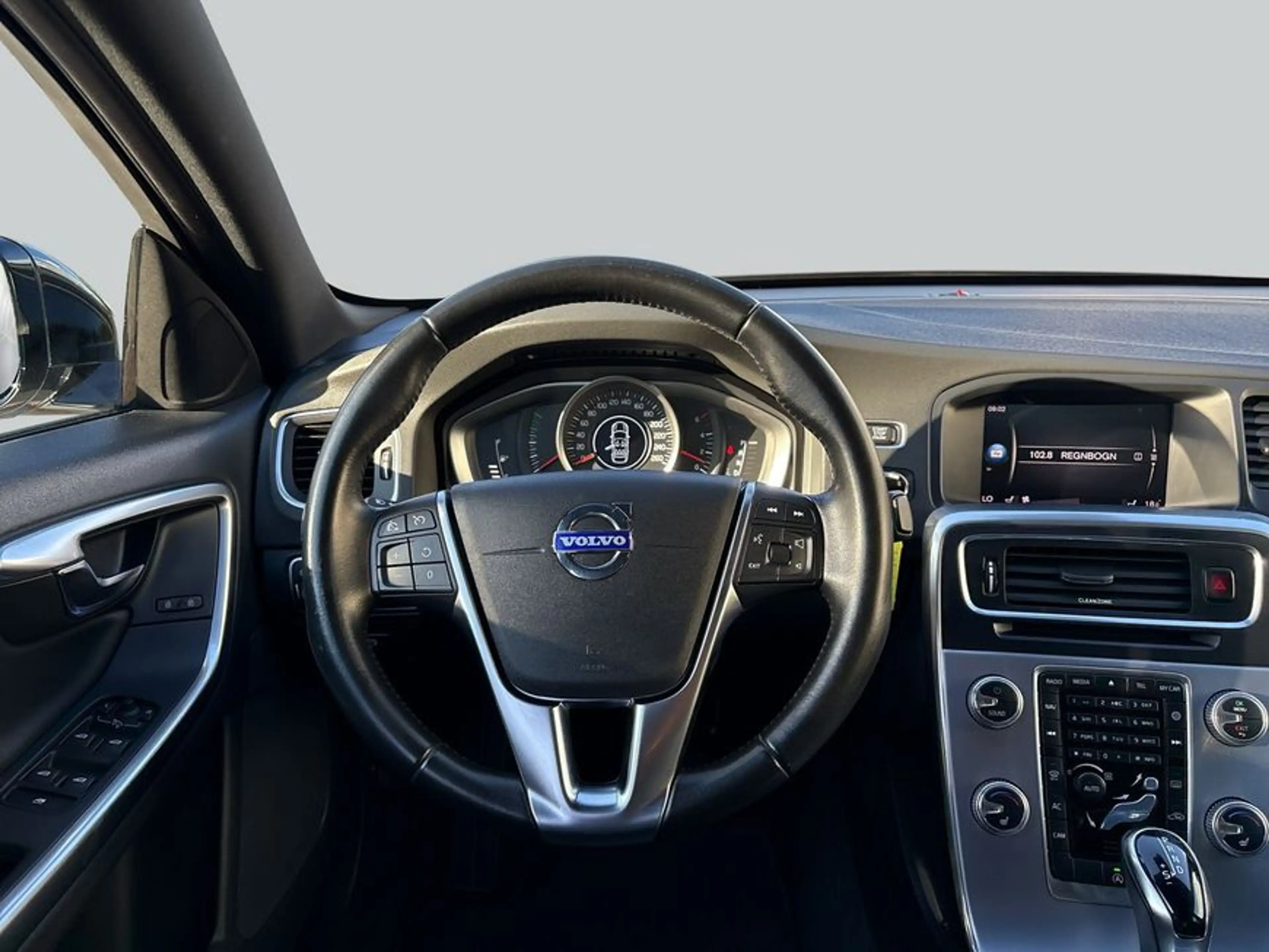 Volvo S60 Cross Country S60 Cross Country D4 Geartronic — photo 16