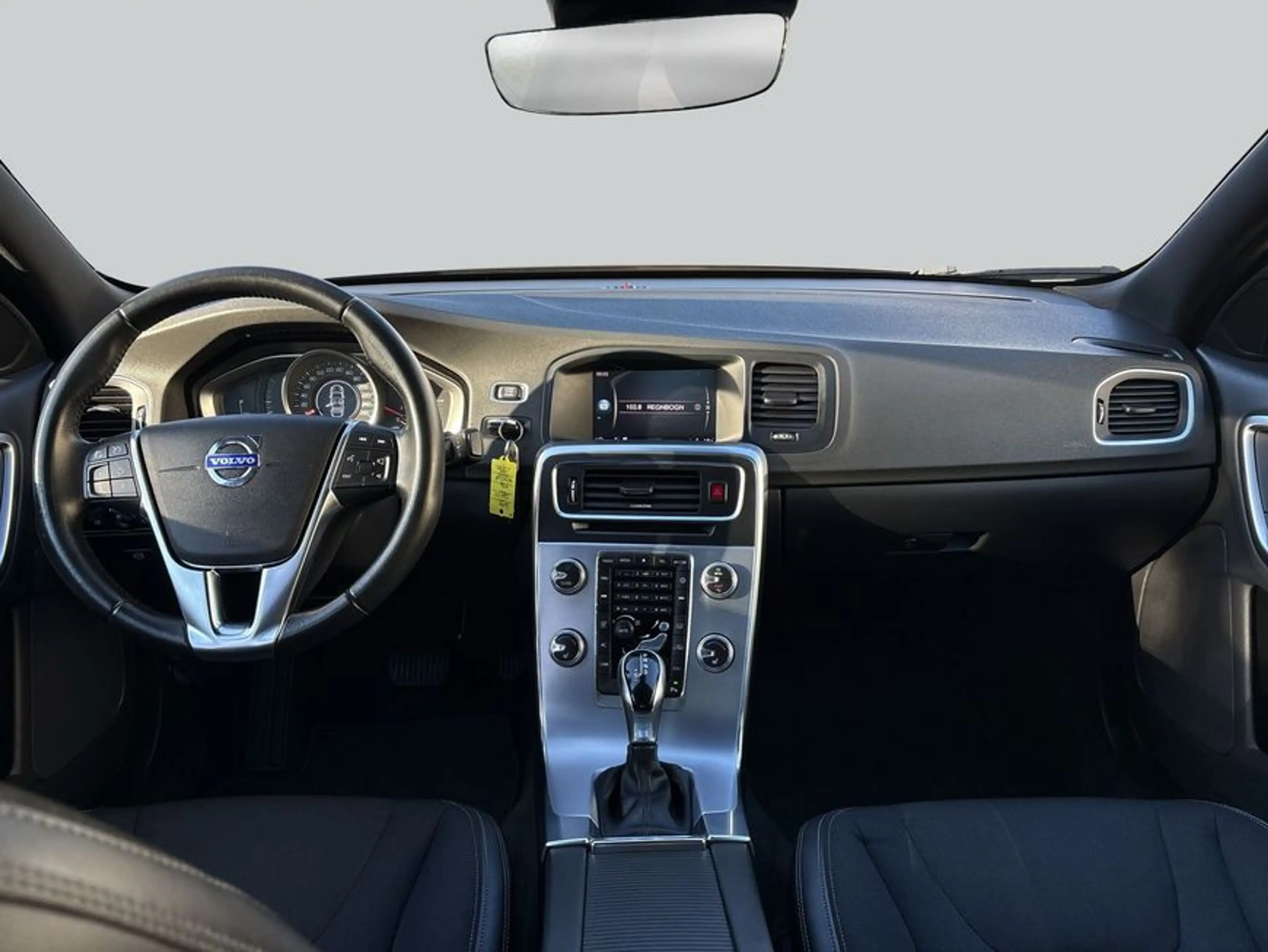 Volvo S60 Cross Country S60 Cross Country D4 Geartronic — photo 13