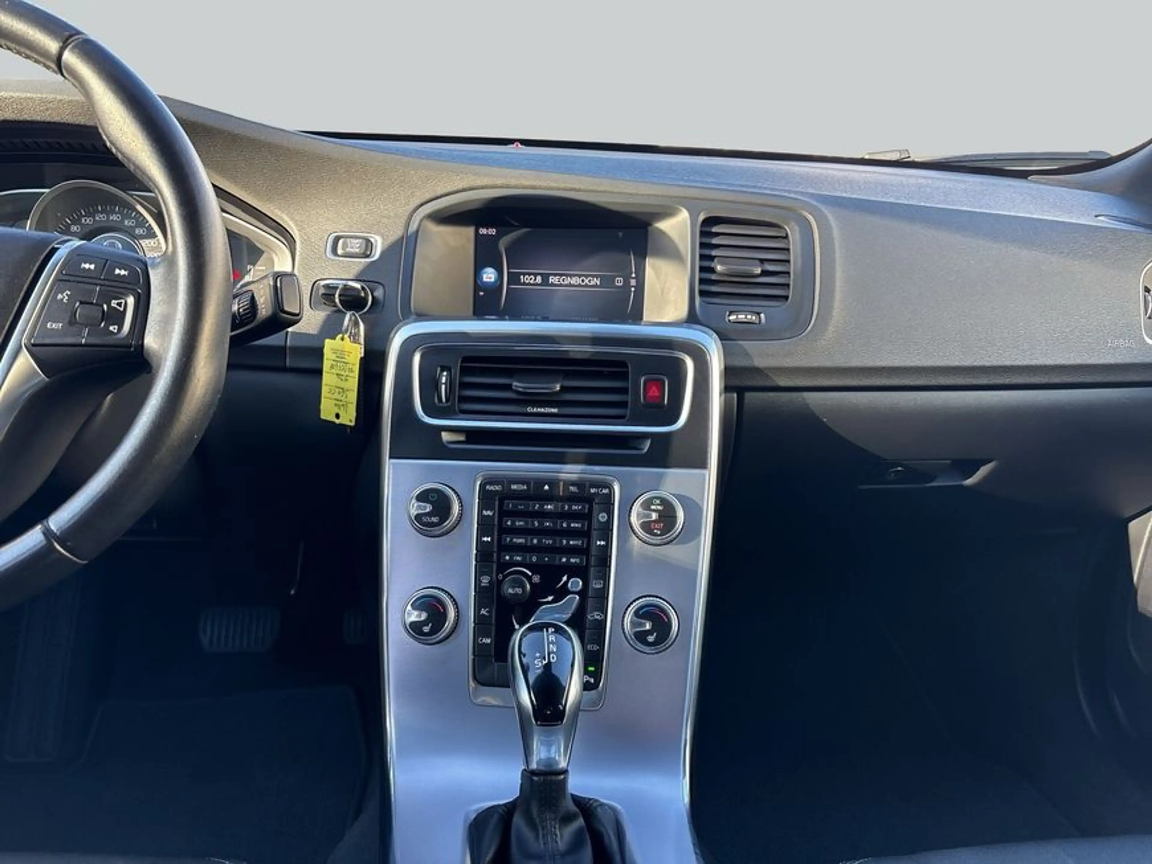 Volvo S60 Cross Country S60 Cross Country D4 Geartronic — photo 14