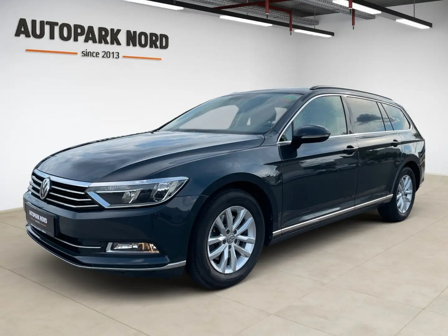 Volkswagen Passat Variant Passat 2.0 TDI DSG Variant Comfortline BMT - AHK Grau - 1