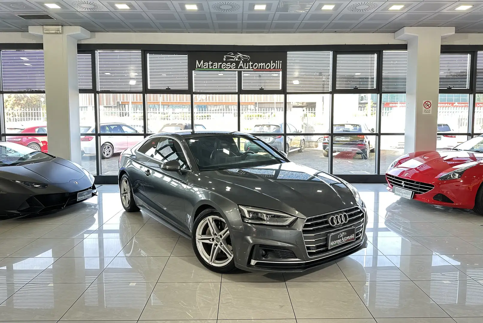 Audi A5 190cv S-tronic S-line VirtualCockpit Finanziabile Grijs - 1