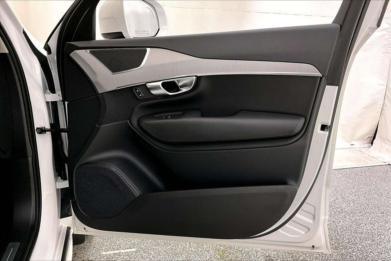 2024 Volvo XC90 CORE BRIGHT PHEV - CLIMATE - PANORAMIC SUNROOF / P thumb 19