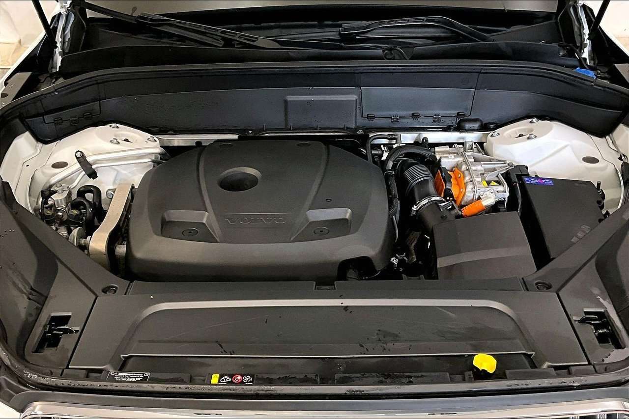 2024 Volvo XC90 CORE BRIGHT PHEV - CLIMATE - PANORAMIC SUNROOF / P thumb 9