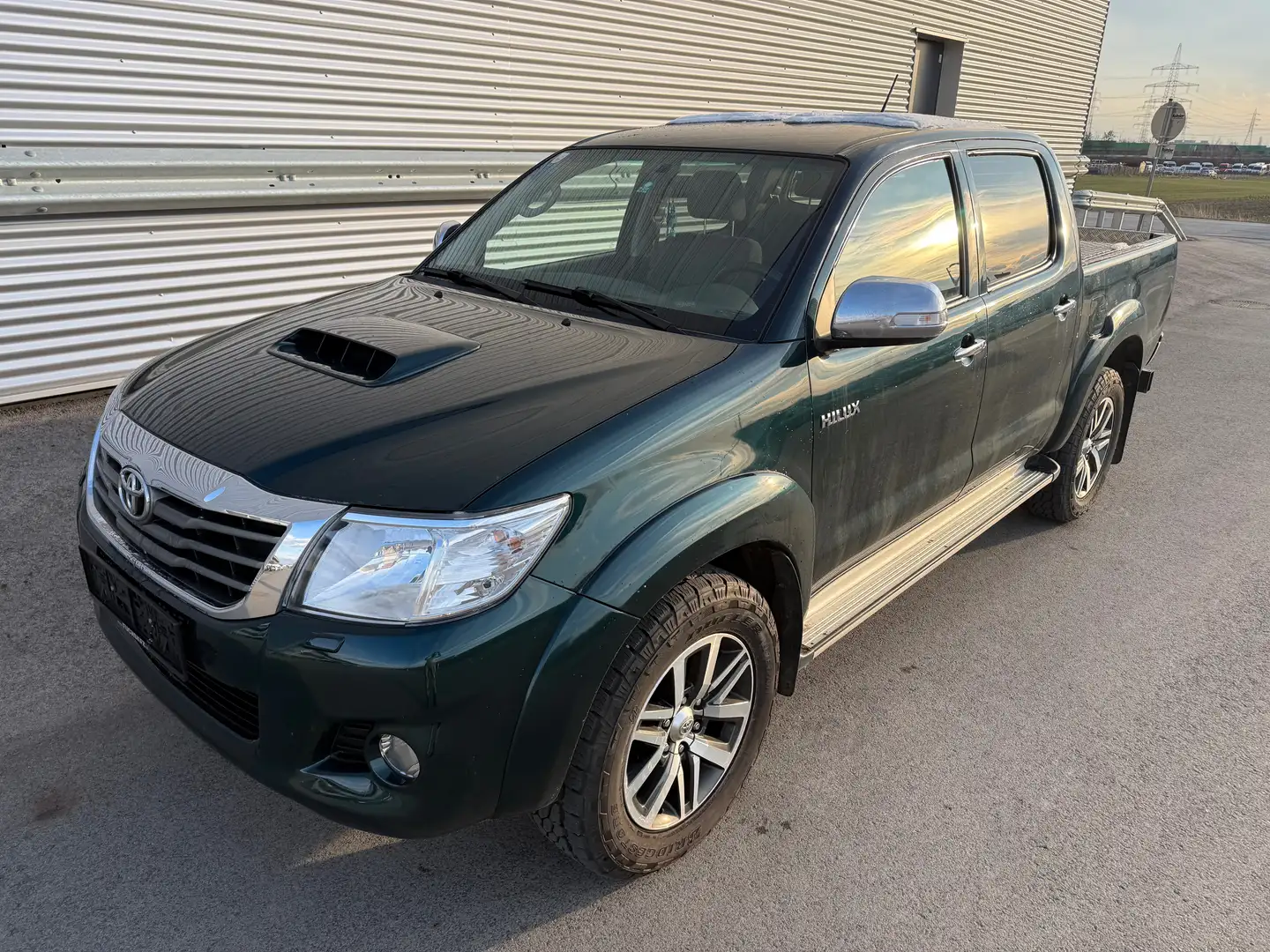Toyota Hilux DK City 4x4 3,0 D-4D 170 Aut. ID:16 Grün - 1