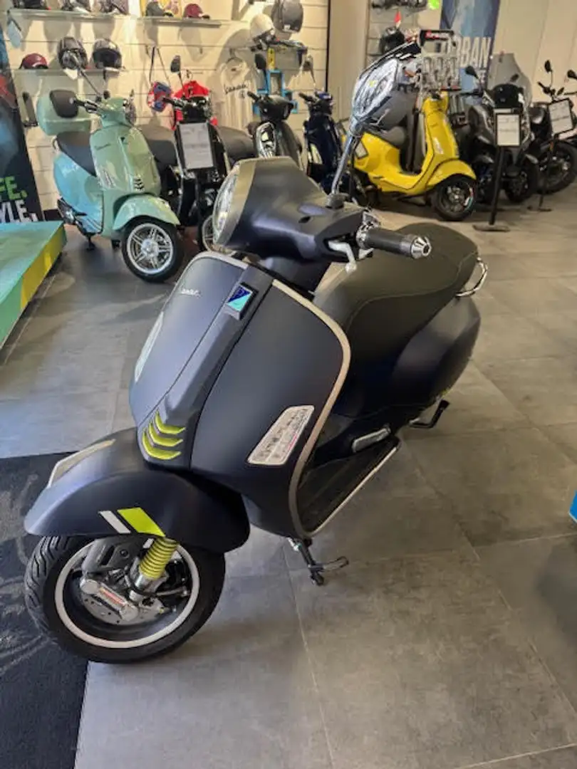 Vespa GTS Super Sport Mavi - 1