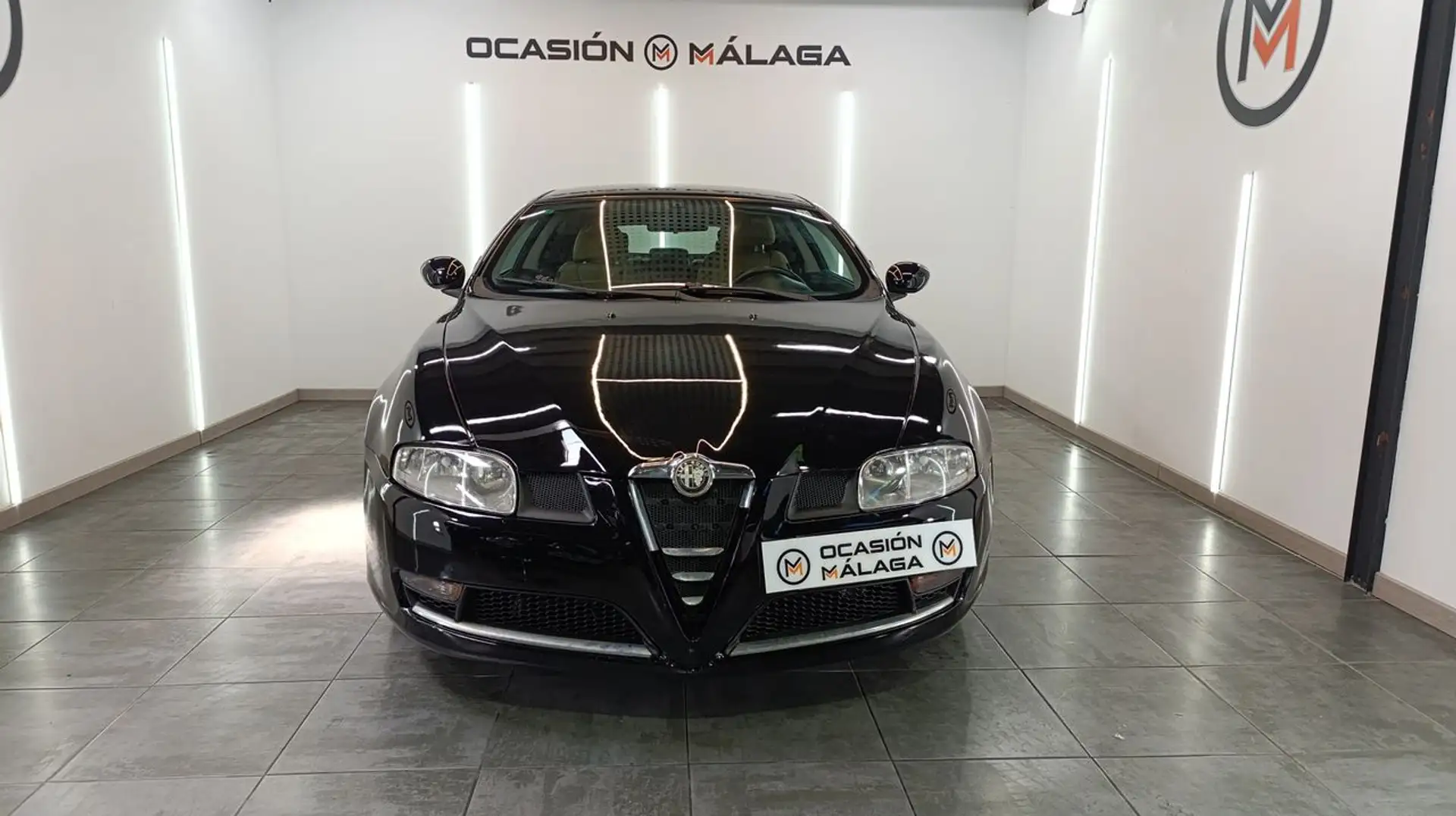 Alfa Romeo GT 1.9JTD Distinctive Negro - 2