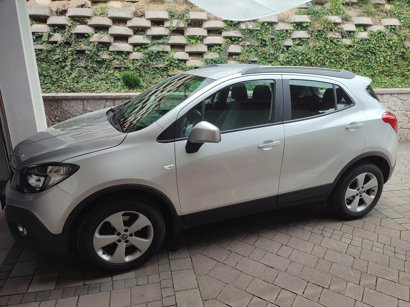 Opel Mokka Edition 1,6 CDTI 4x4 Silber - 1