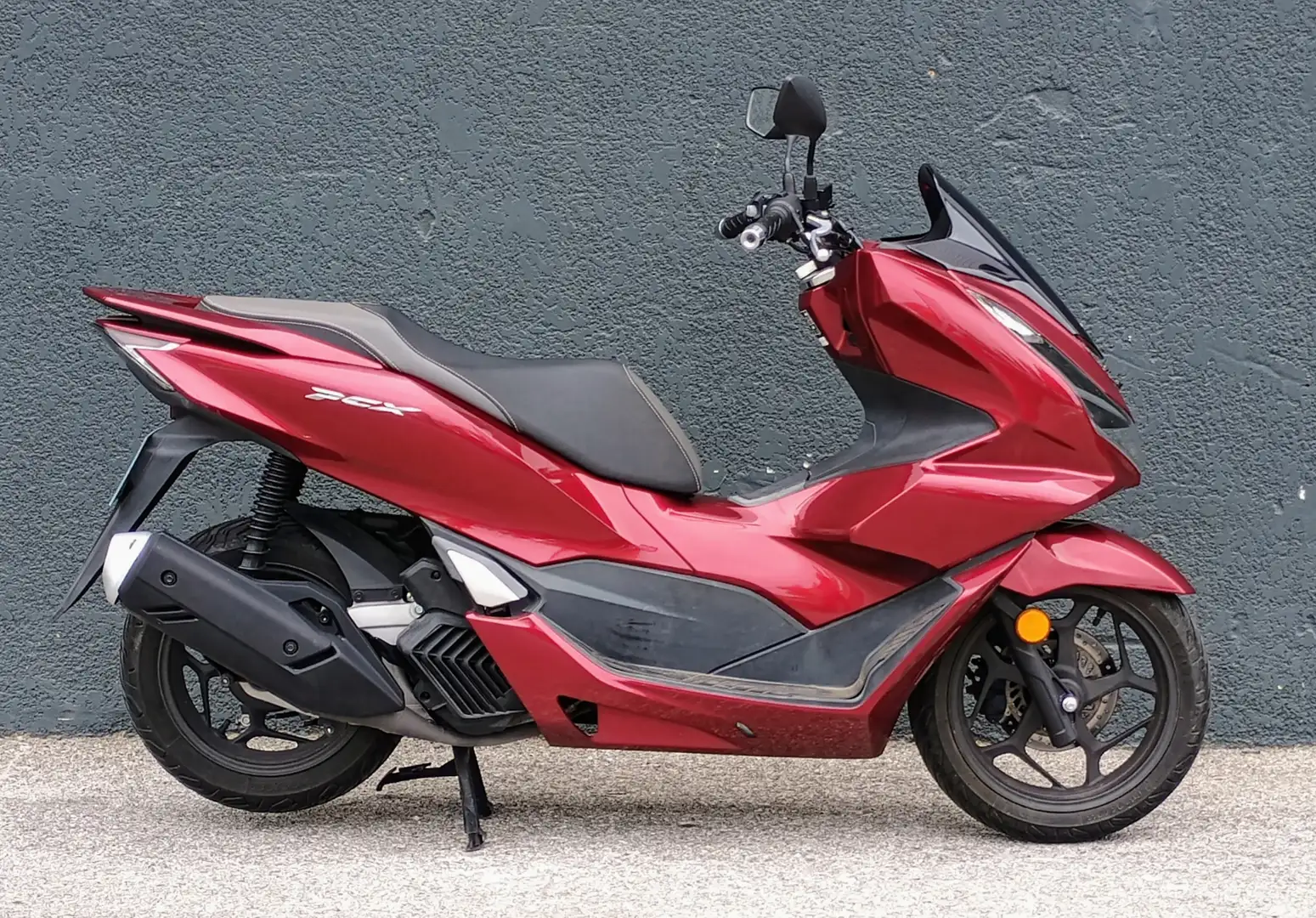 Honda PCX 125 Червоний - 2