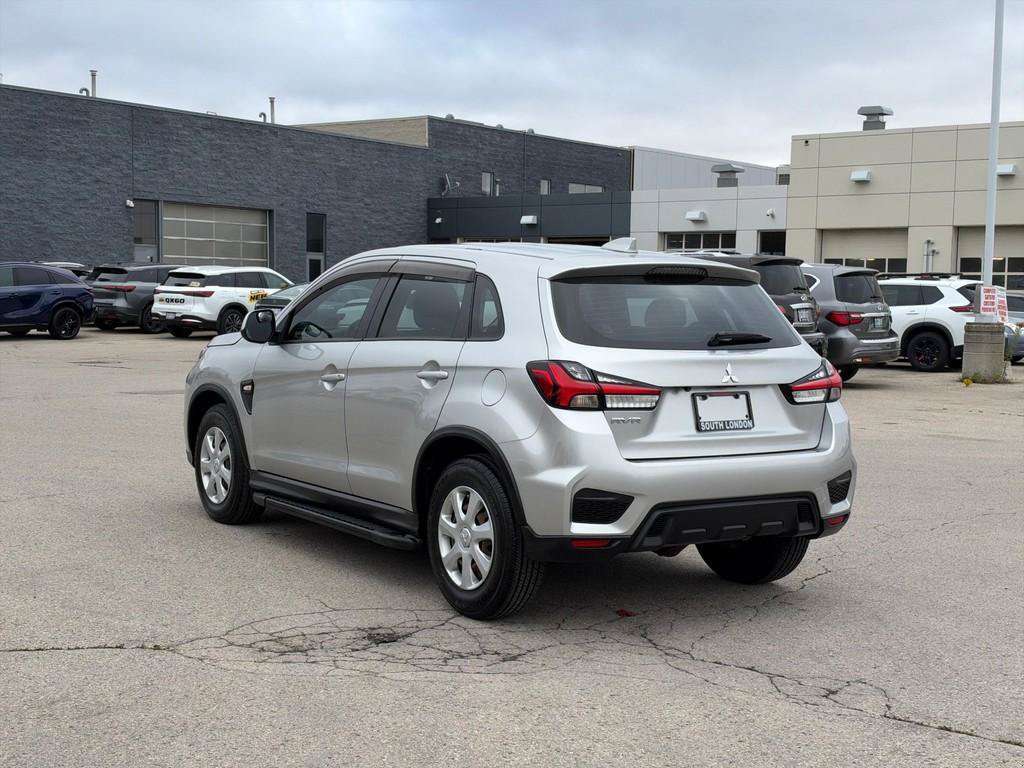 2020 Mitsubishi RVR