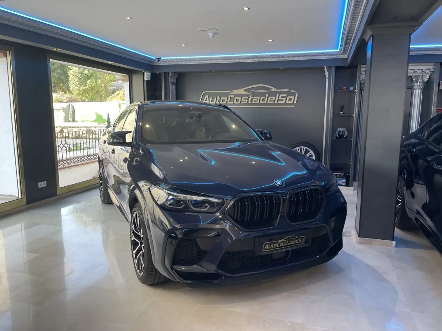 BMW X6 M Competition Niebieski - 2