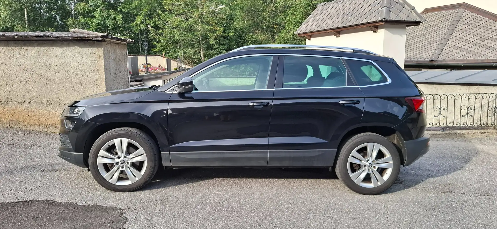 Skoda Karoq Karoq 2,0 TDI SCR 4x4 Style Style Schwarz - 2