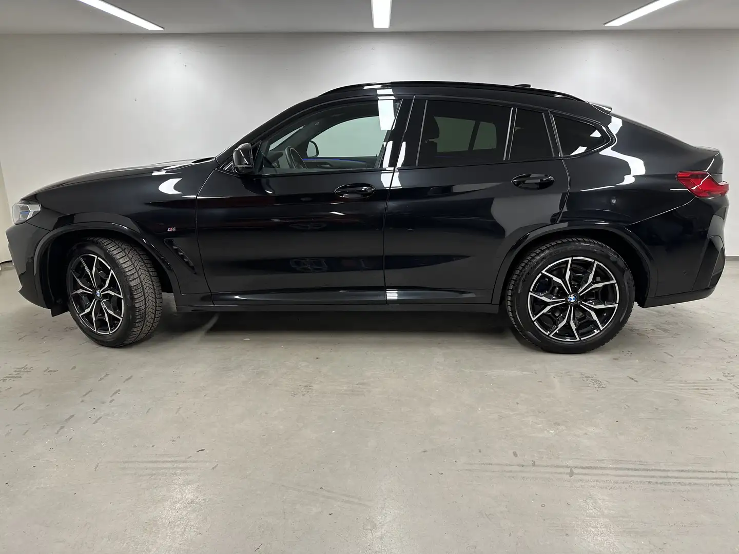 BMW X4 M 40d PA-Plus+DA-Prof.+Standhzg.+HUD+Laserlicht Black - 2