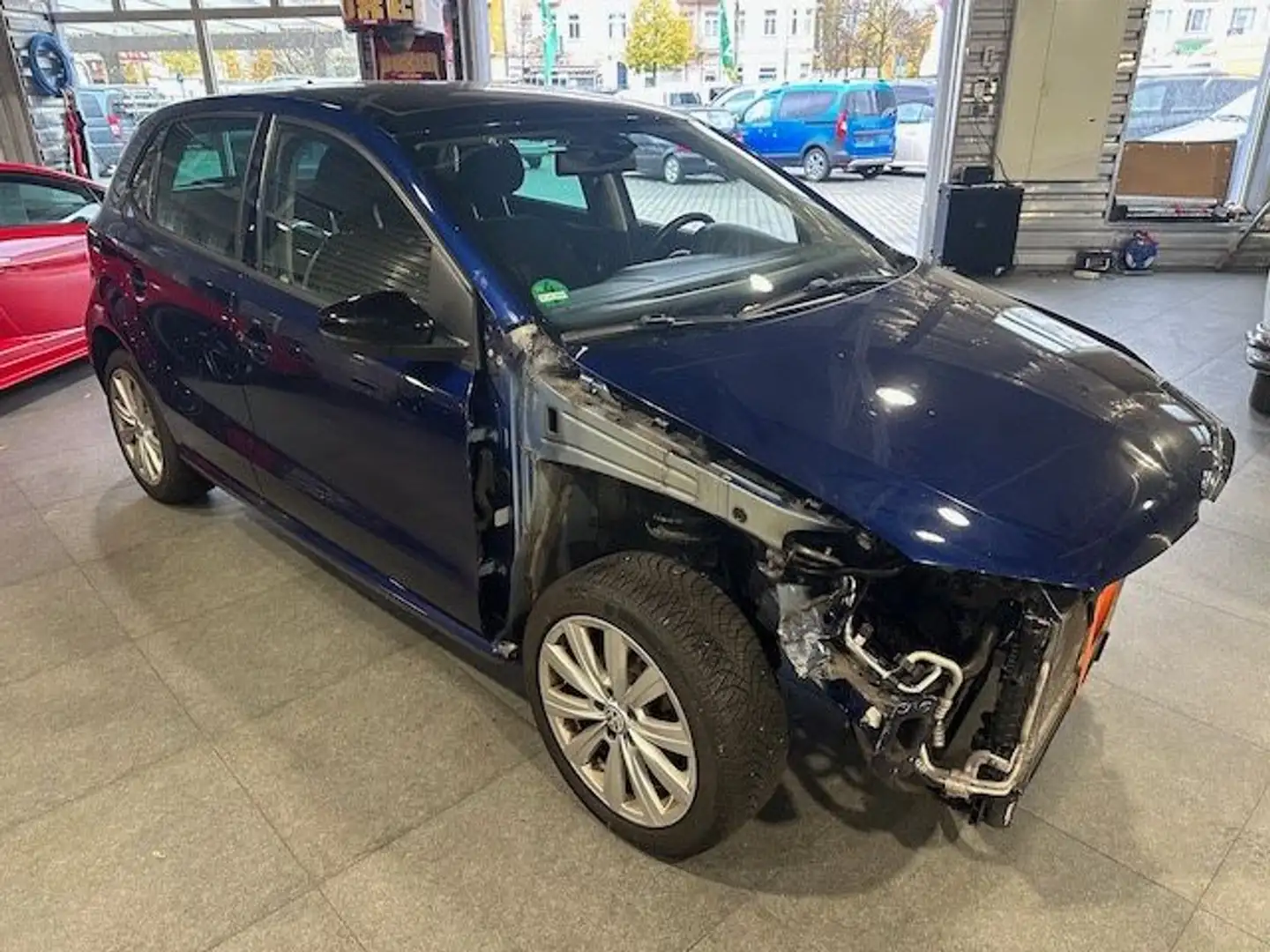 Volkswagen Polo V Match / DSG / BI-XENON Blau - 1